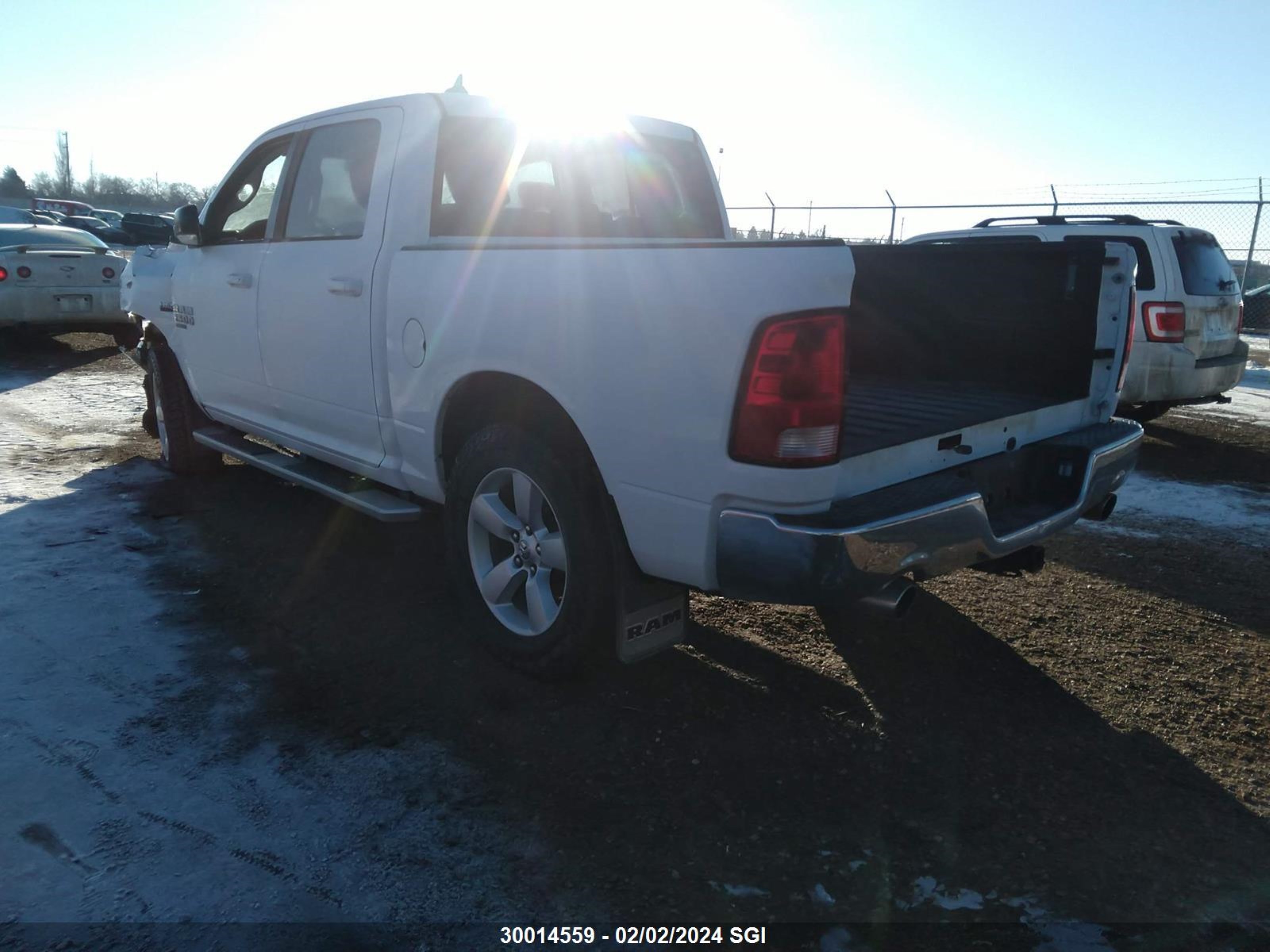 Photo 2 VIN: 1C6RR7LT5KS505655 - RAM 1500 