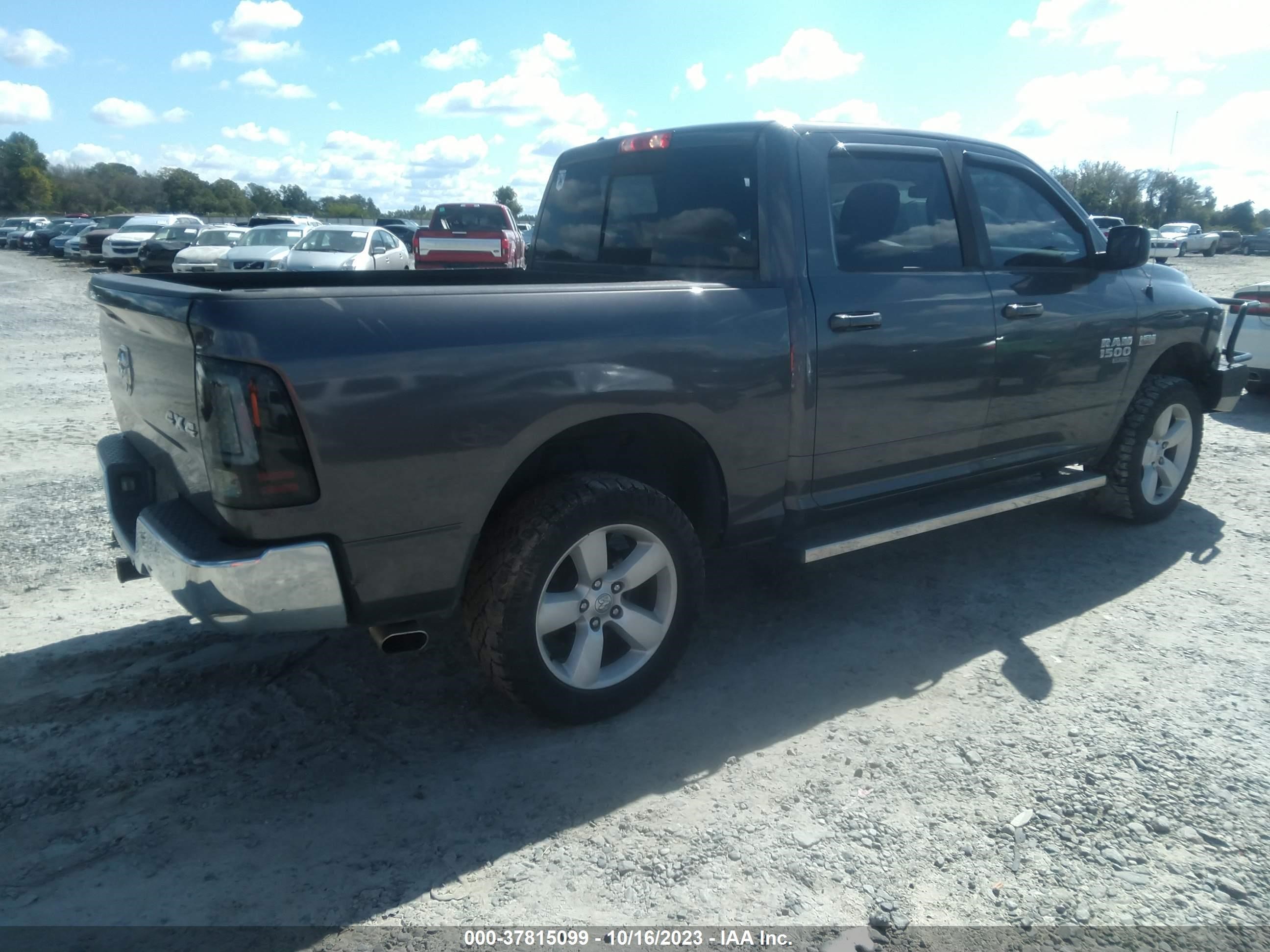 Photo 3 VIN: 1C6RR7LT7KS511604 - RAM 1500 