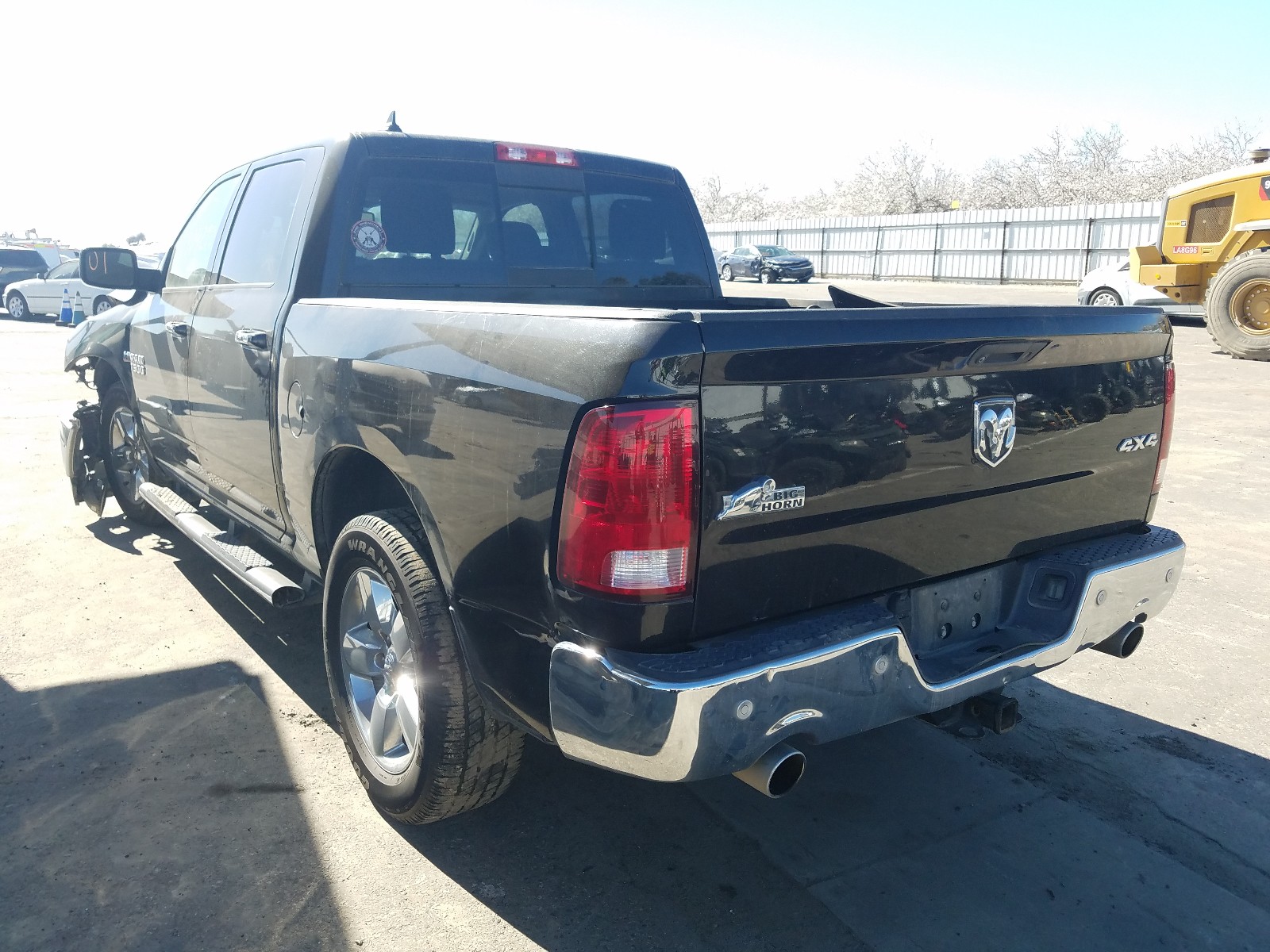 Photo 2 VIN: 1C6RR7LT8FS695067 - RAM 1500 SLT 