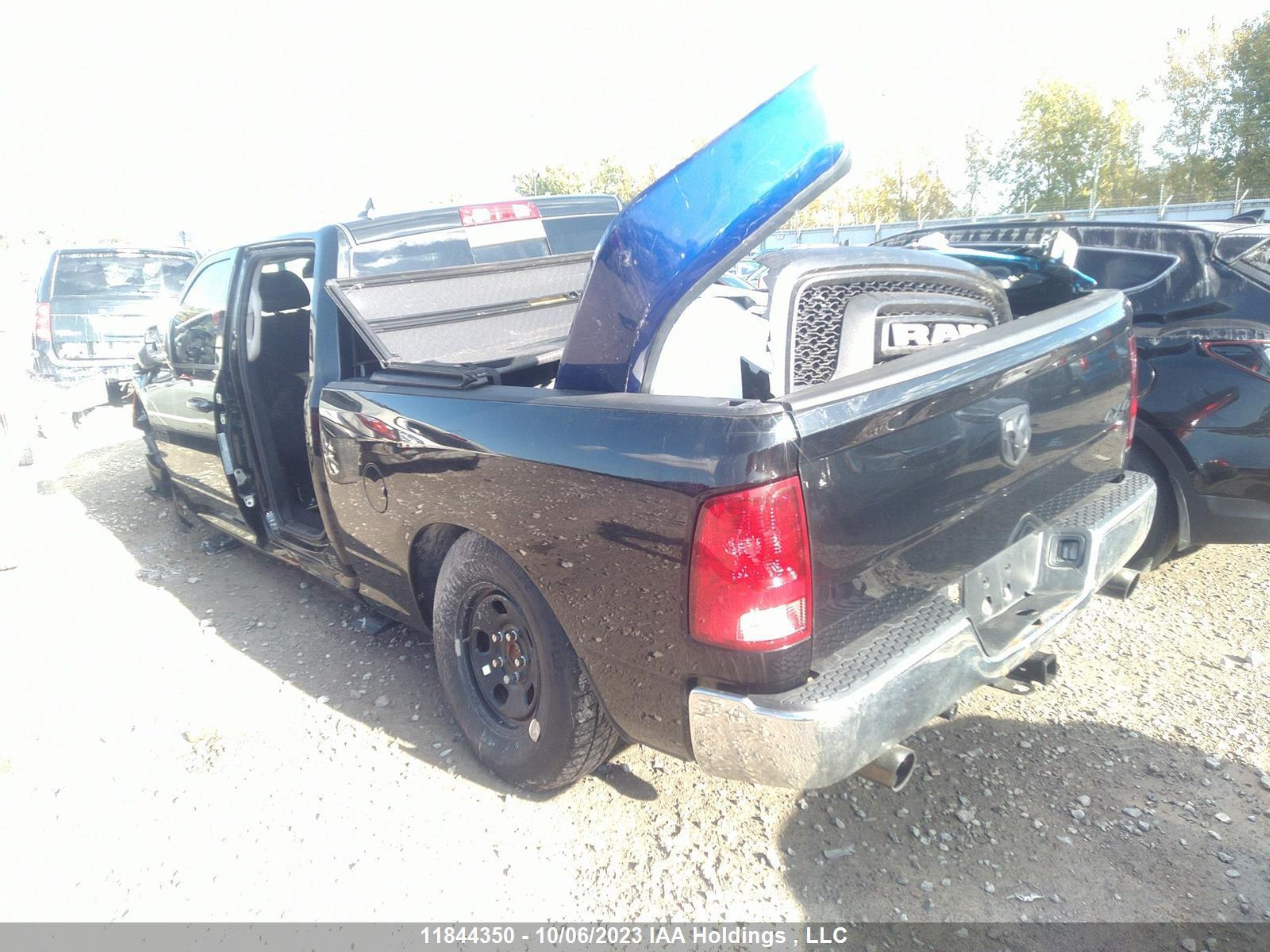 Photo 2 VIN: 1C6RR7TT8NS168936 - DODGE RAM 