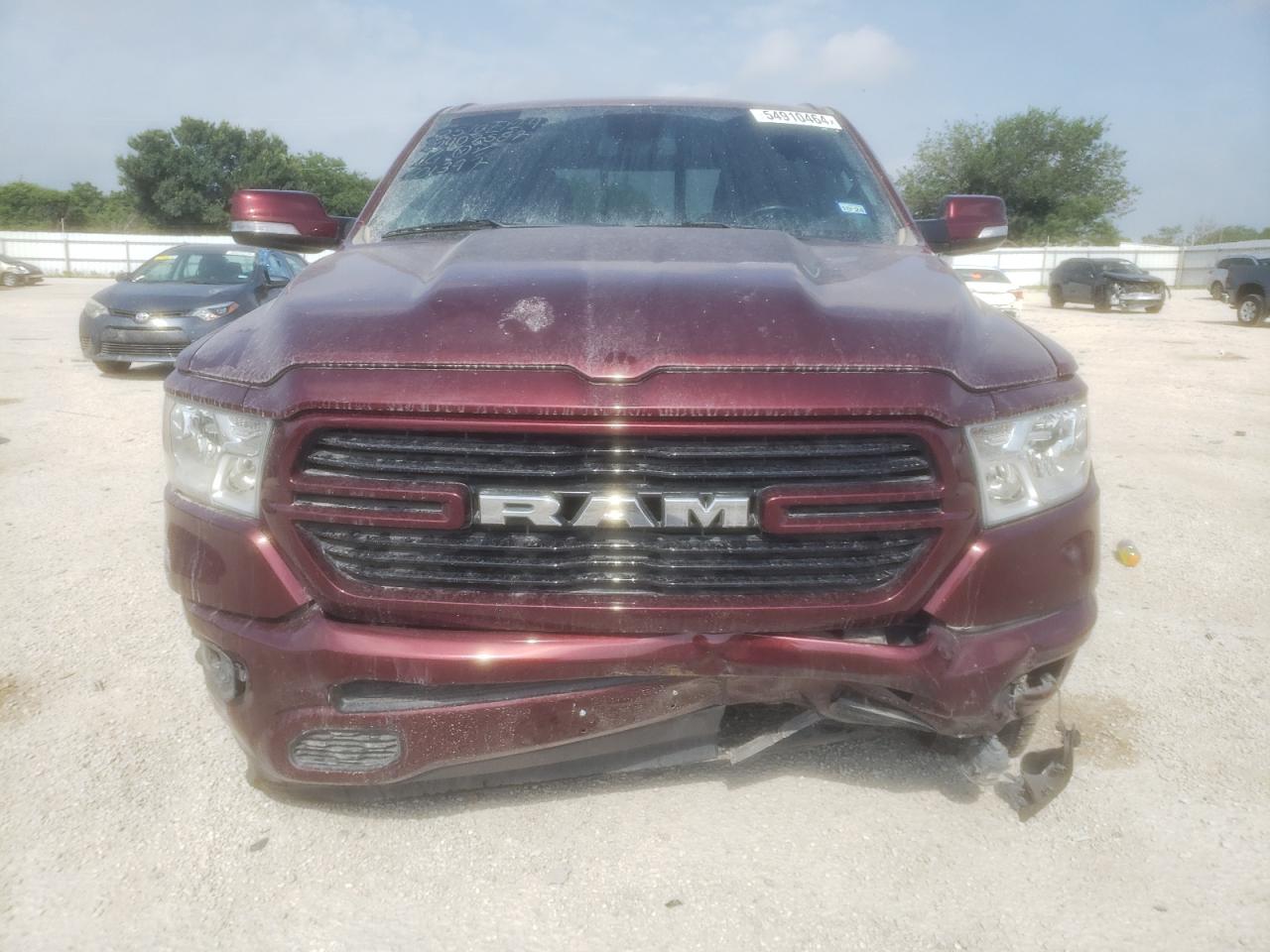 Photo 4 VIN: 1C6RREFT9KN601397 - RAM 1500 