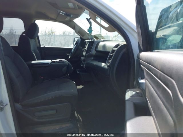 Photo 4 VIN: 1C6RREGT5KN625288 - RAM 1500 