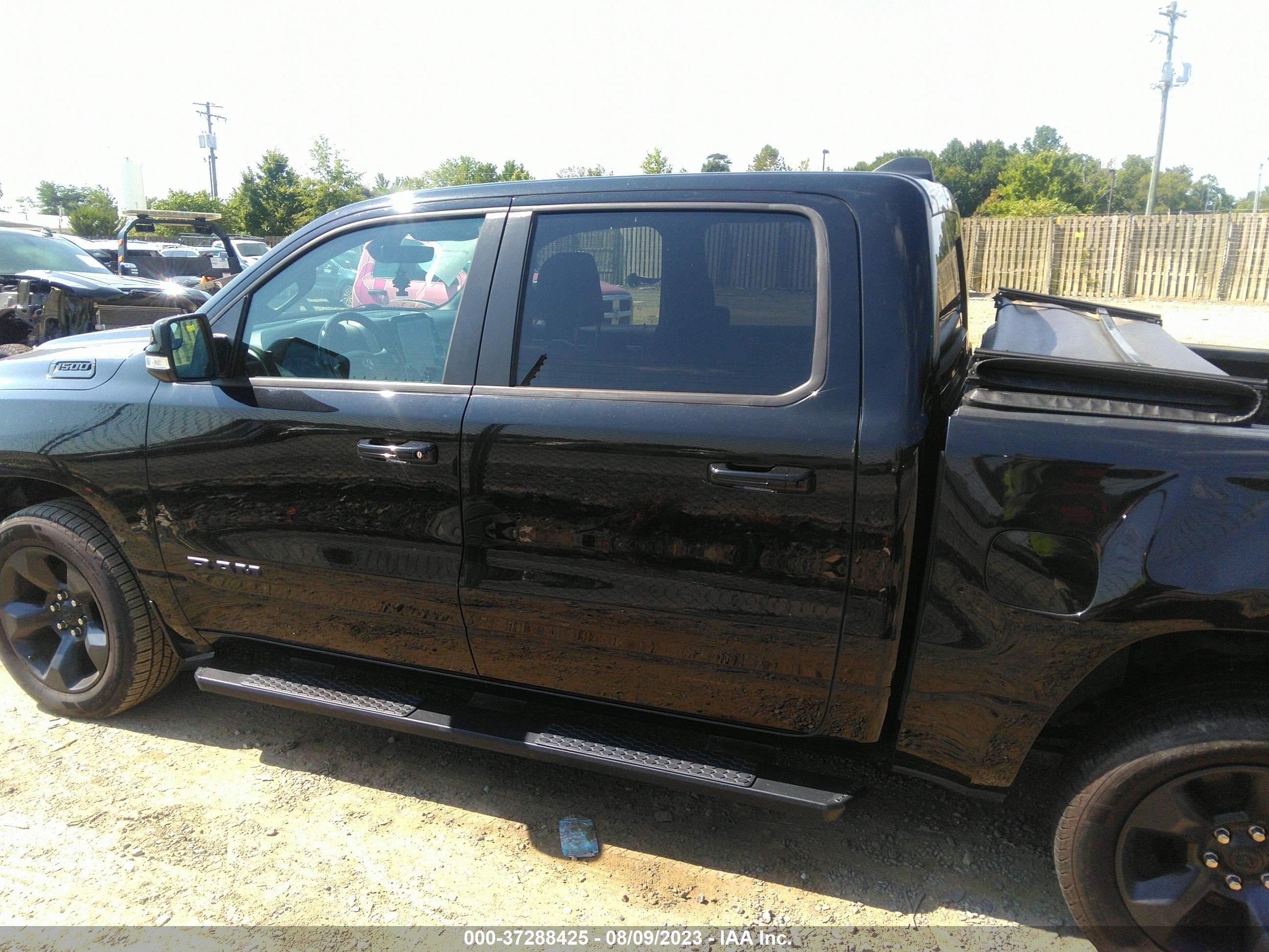 Photo 13 VIN: 1C6RRFFG1KN880174 - RAM 1500 