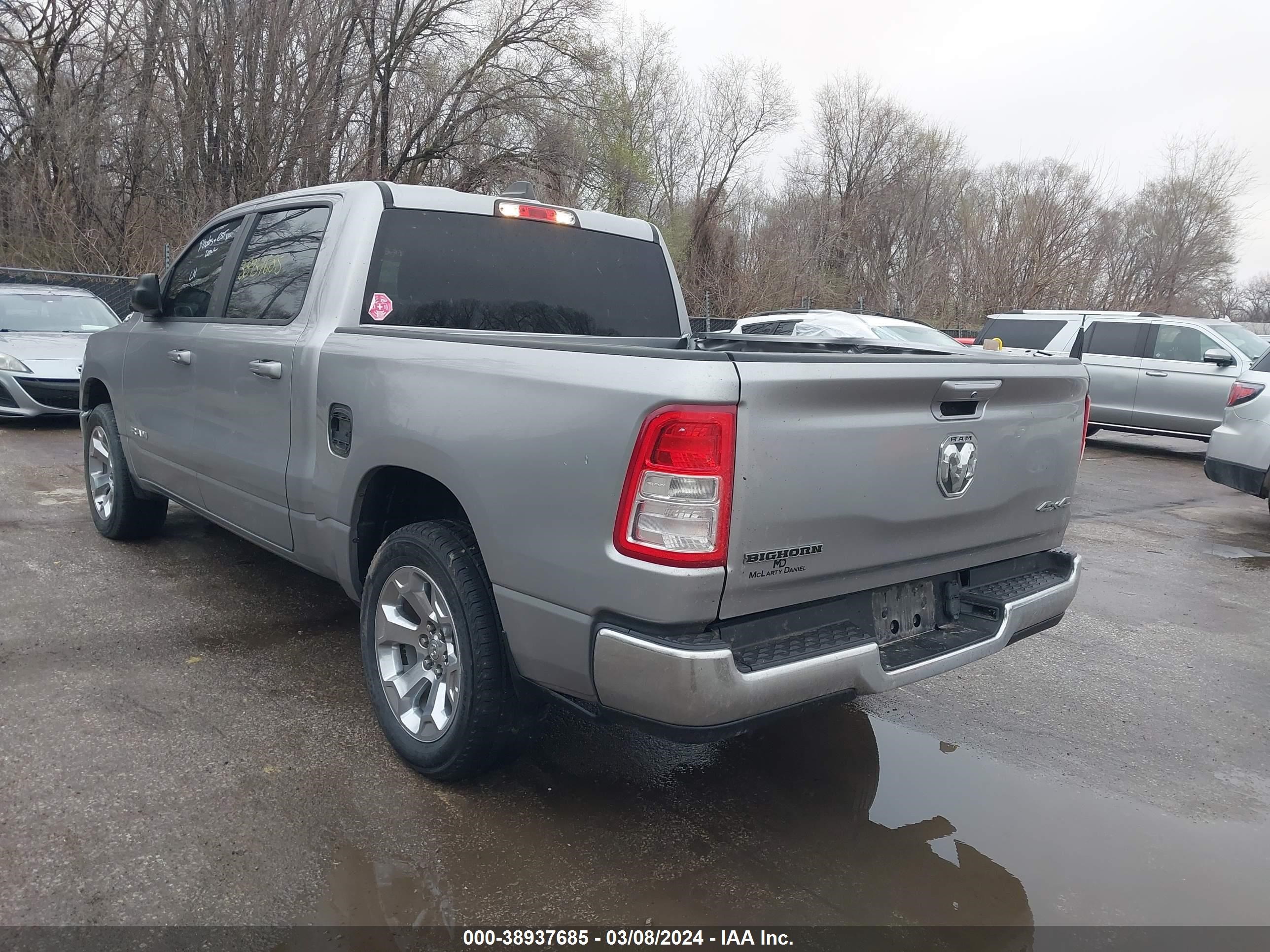 Photo 2 VIN: 1C6RRFFG5MN830963 - RAM 1500 