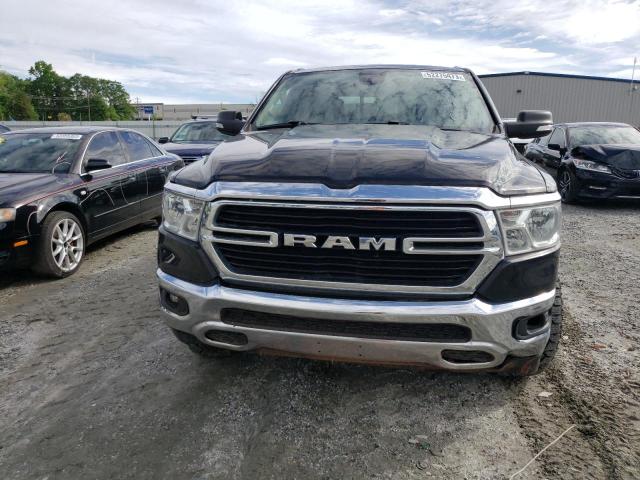 Photo 4 VIN: 1C6SRFBT1KN913775 - RAM 1500 BIG H 