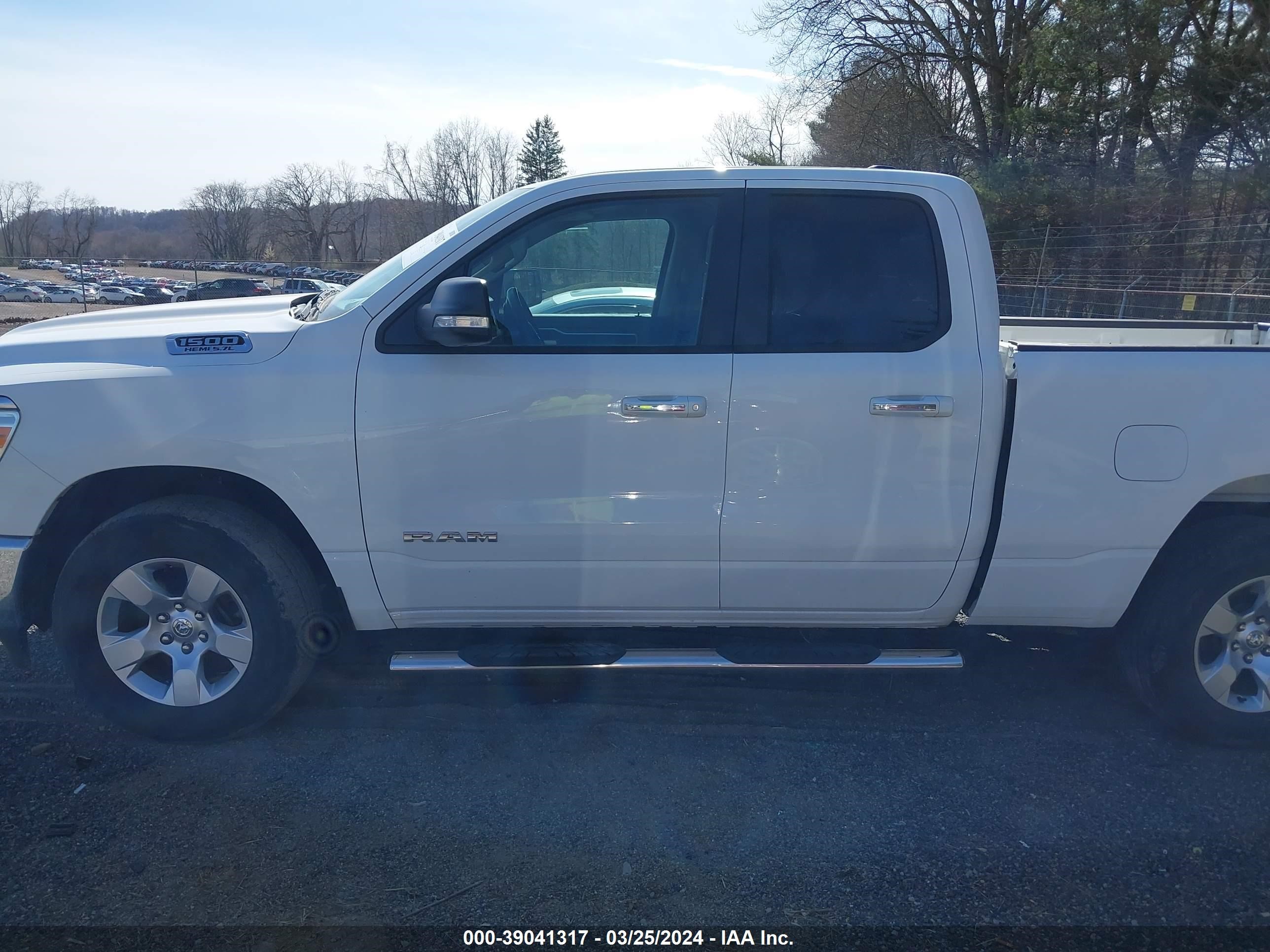 Photo 13 VIN: 1C6SRFBT8LN169657 - RAM 1500 