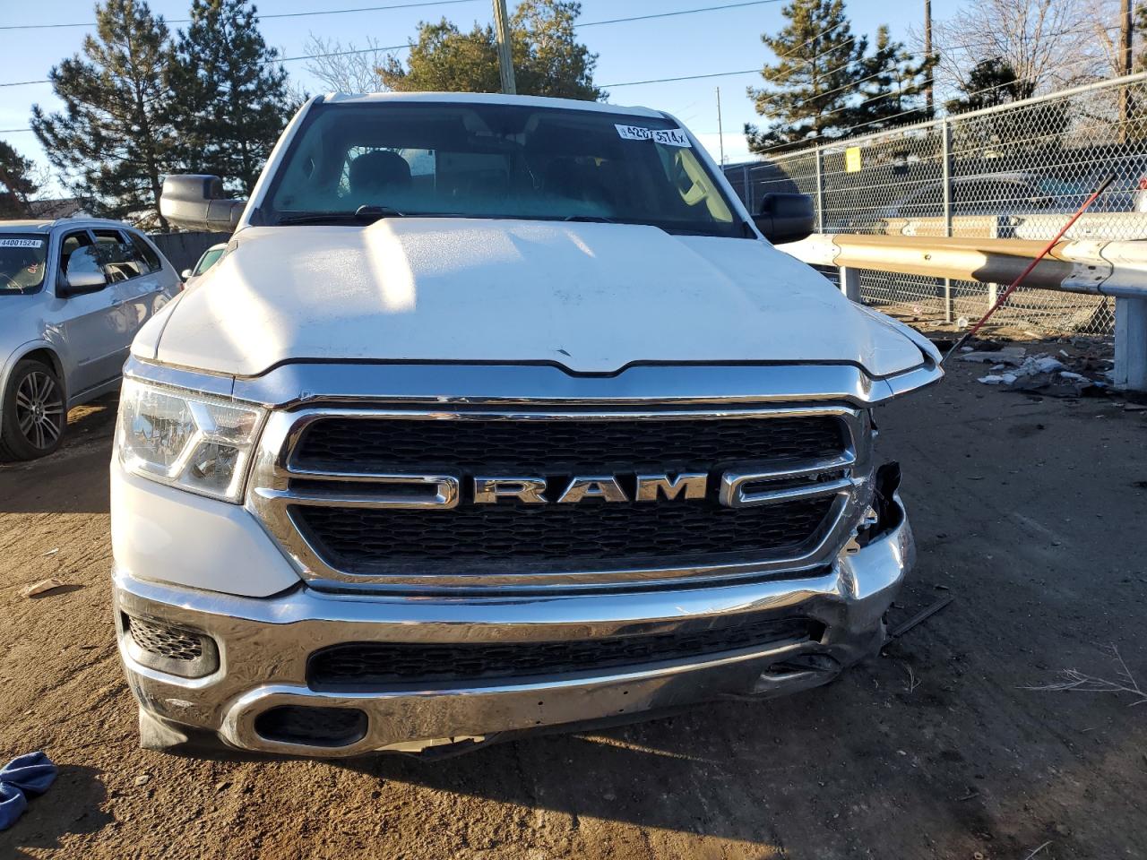 Photo 4 VIN: 1C6SRFCT5KN532851 - RAM 1500 