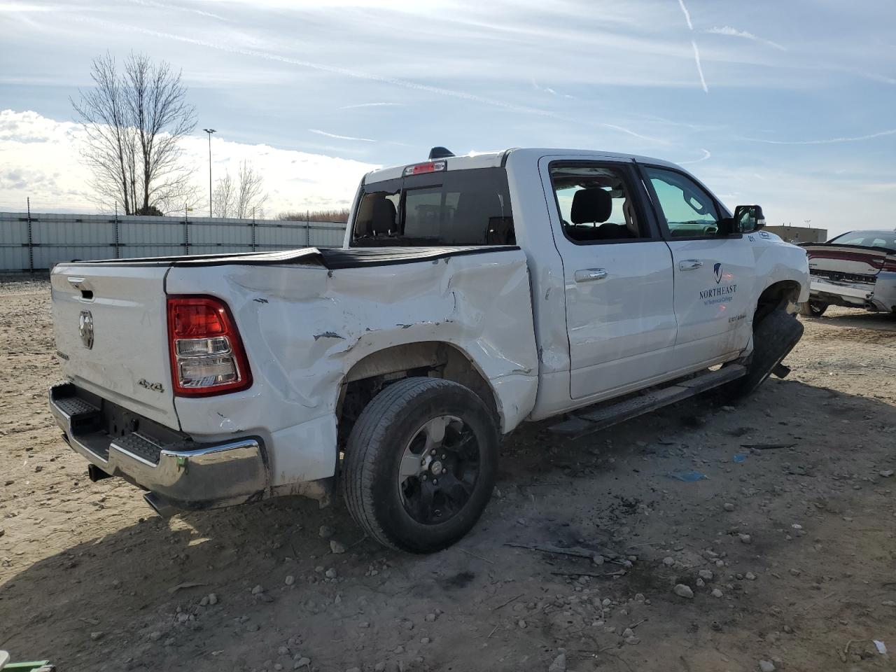 Photo 2 VIN: 1C6SRFFT4LN394975 - RAM 1500 