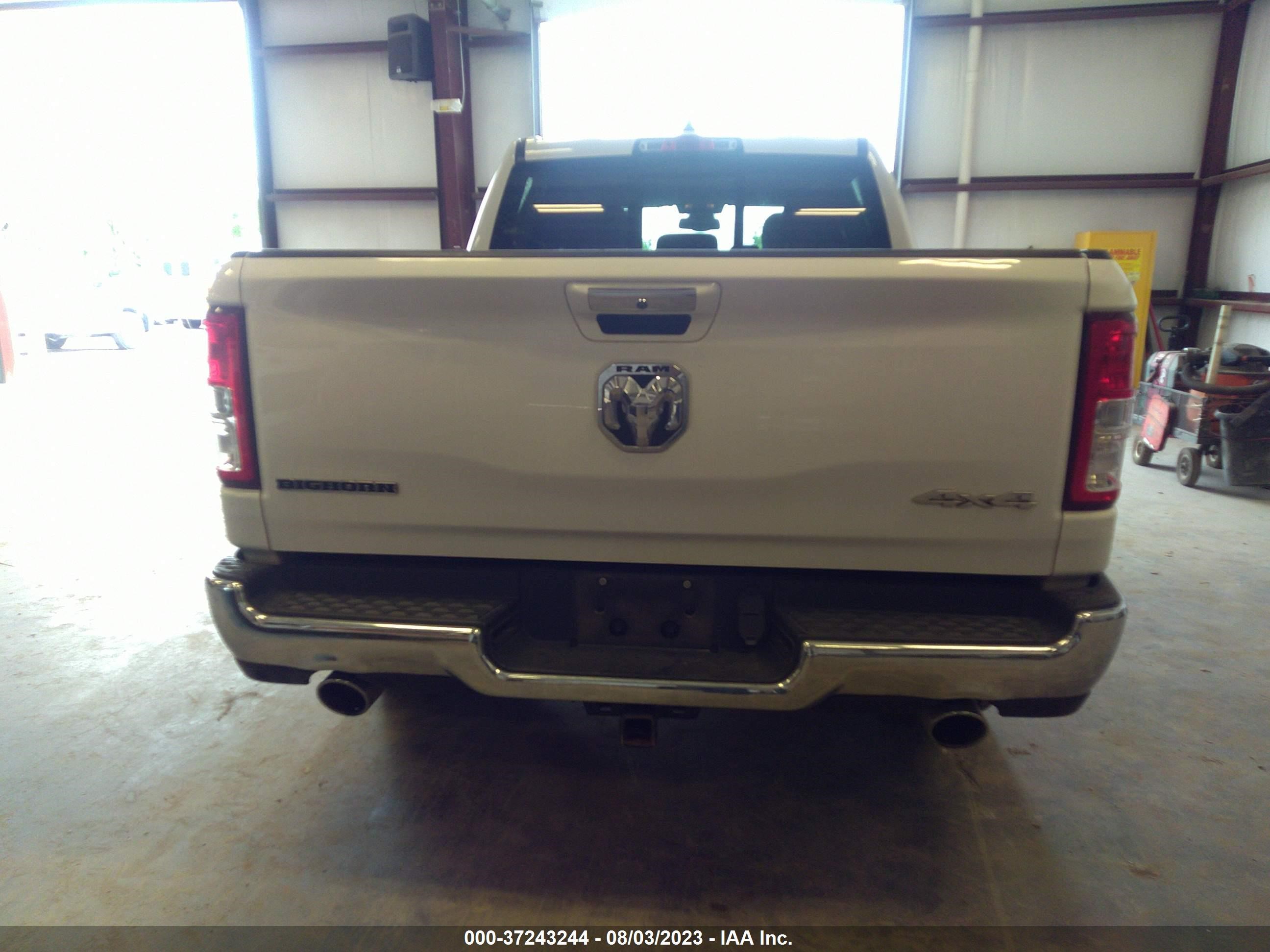 Photo 15 VIN: 1C6SRFFT5KN703030 - RAM 1500 