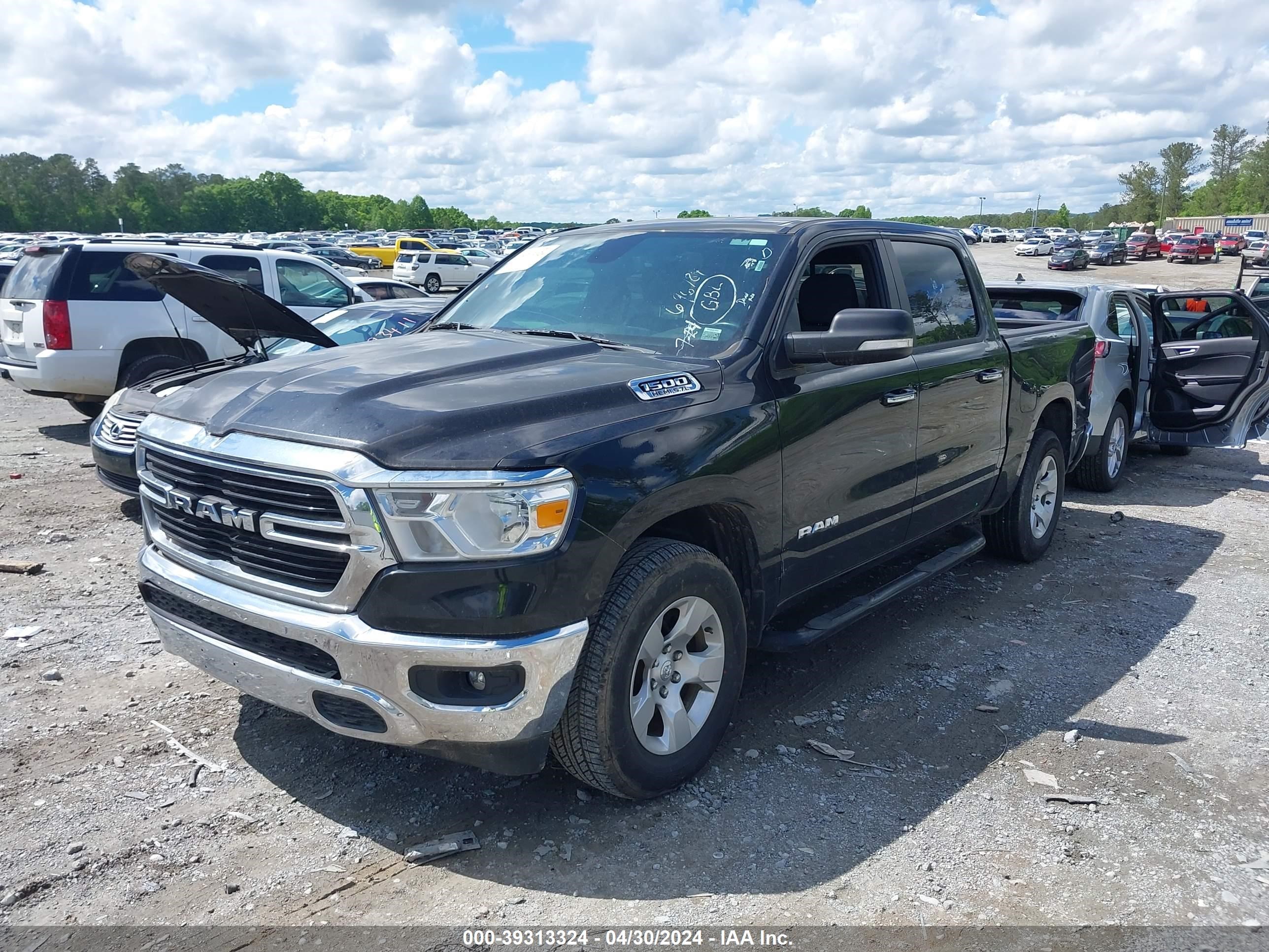 Photo 1 VIN: 1C6SRFFT8KN696784 - RAM 1500 