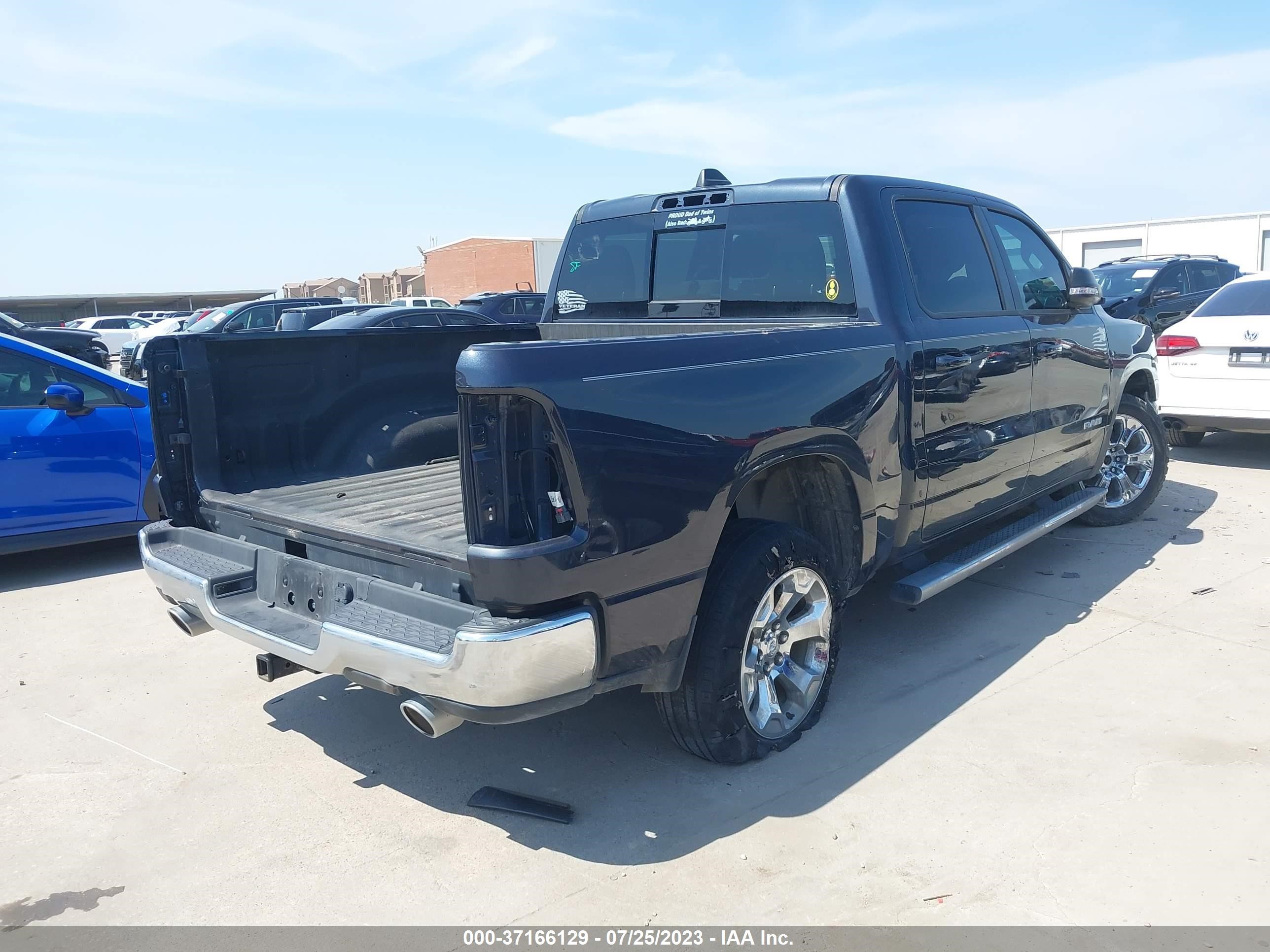 Photo 3 VIN: 1C6SRFFT8MN694567 - RAM 1500 