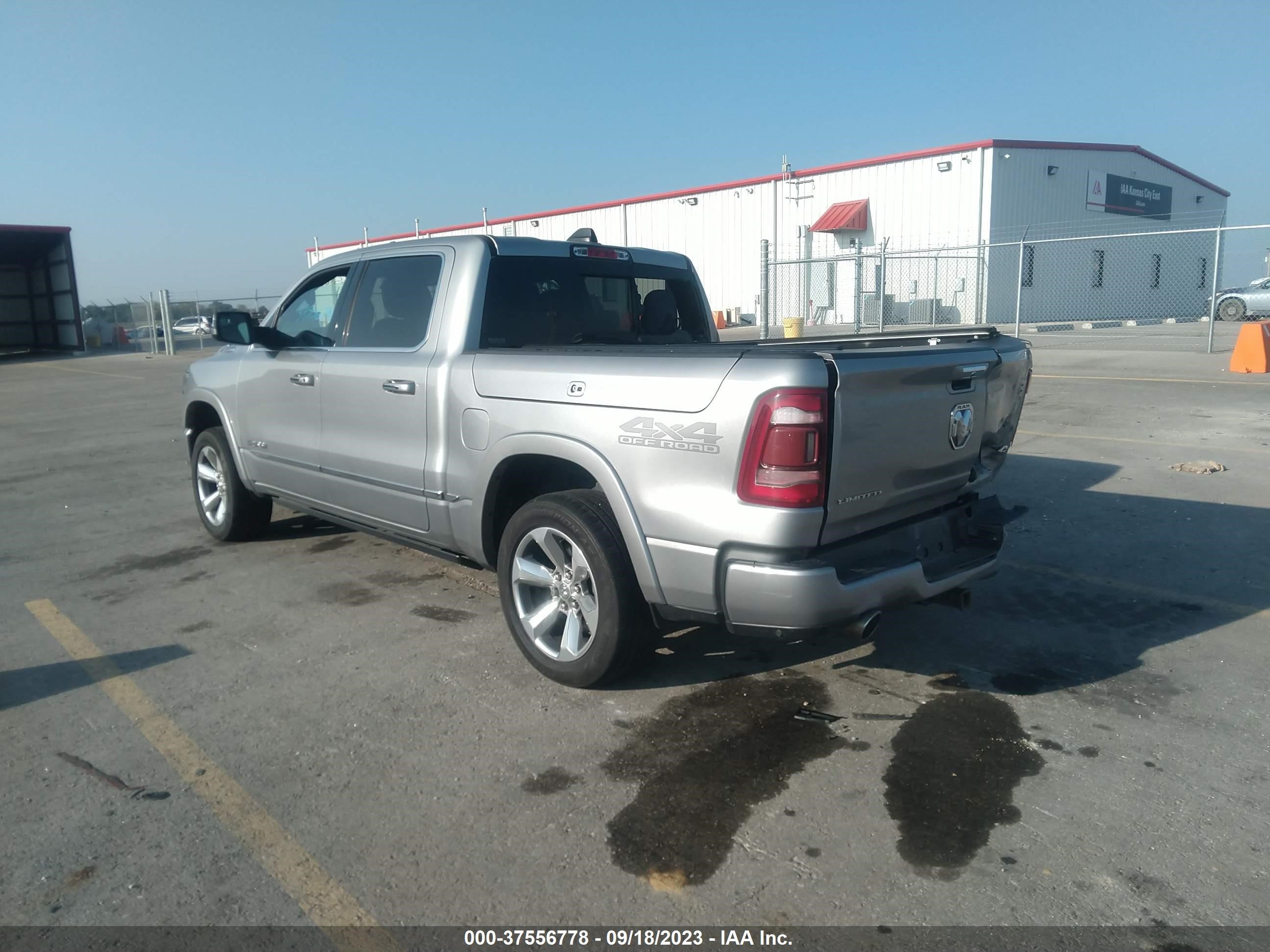 Photo 2 VIN: 1C6SRFHM3LN311462 - RAM 1500 