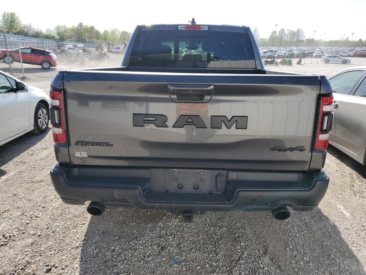 Photo 5 VIN: 1C6SRFLTXLN279382 - RAM 1500 