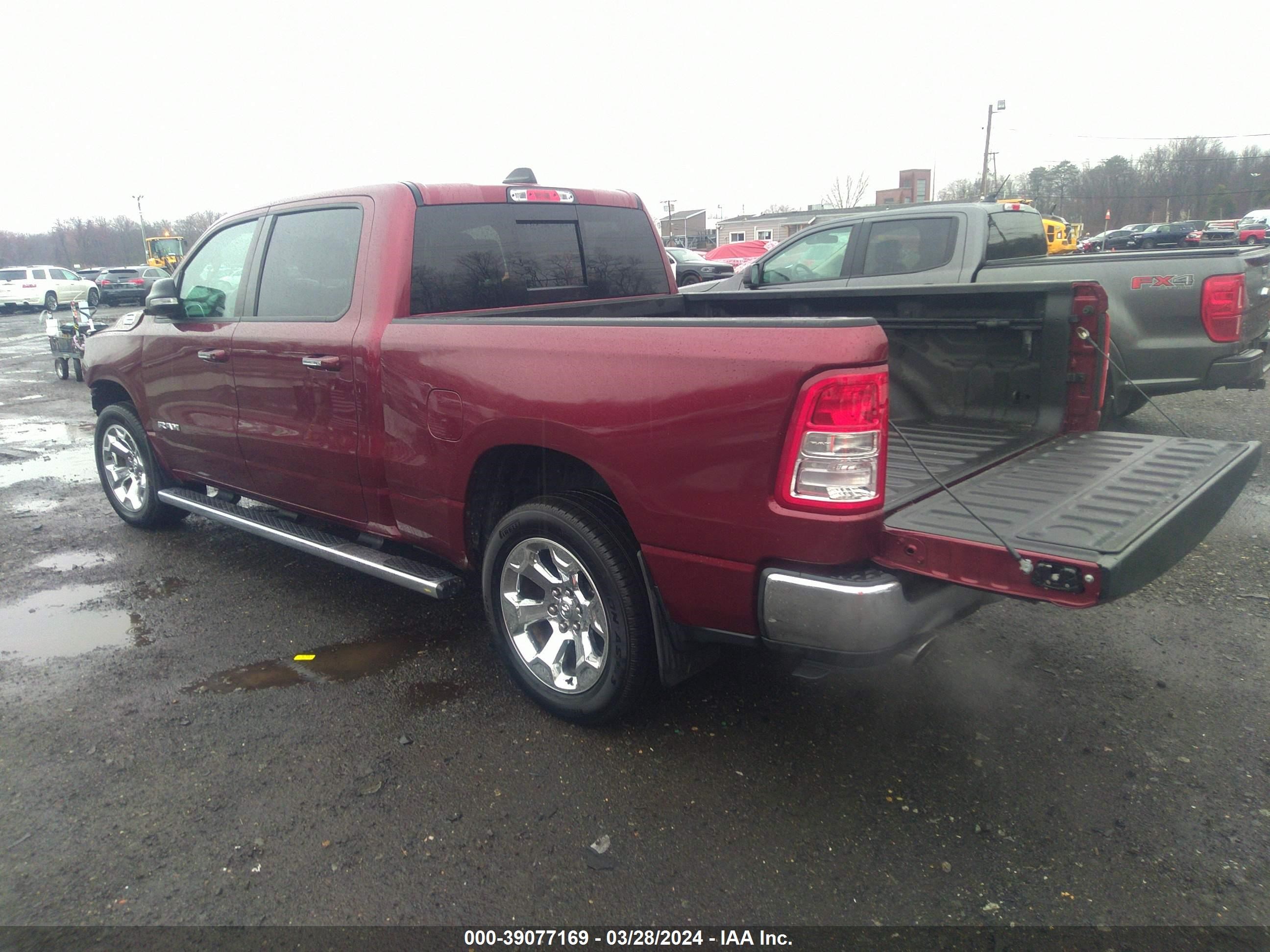 Photo 2 VIN: 1C6SRFMT1LN243837 - RAM 1500 