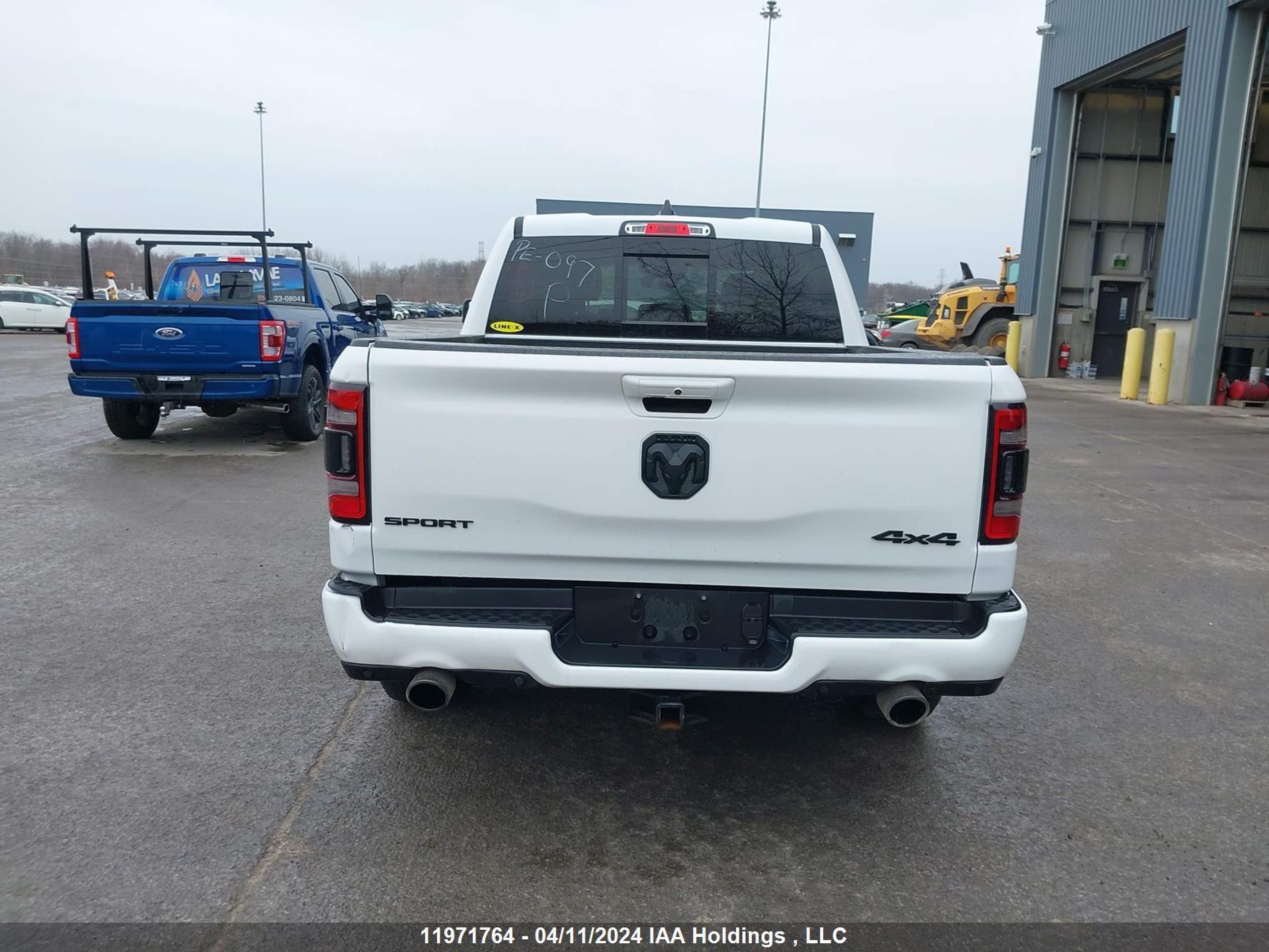 Photo 16 VIN: 1C6SRFVT3NN377847 - DODGE RAM 