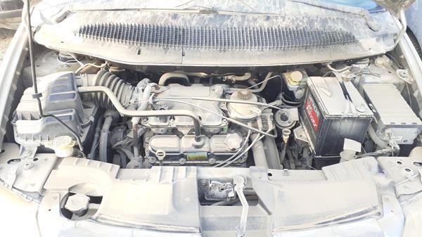 Photo 27 VIN: 1C8GY45R85Y527961 - CHRYSLER GRAND VOYAGER 