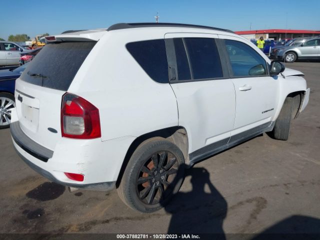 Photo 3 VIN: 1CANJCBAXFD437340 - JEEP COMPASS 