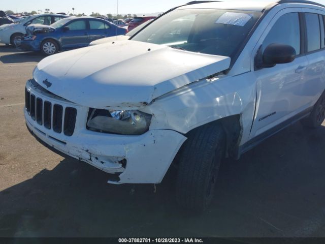 Photo 5 VIN: 1CANJCBAXFD437340 - JEEP COMPASS 