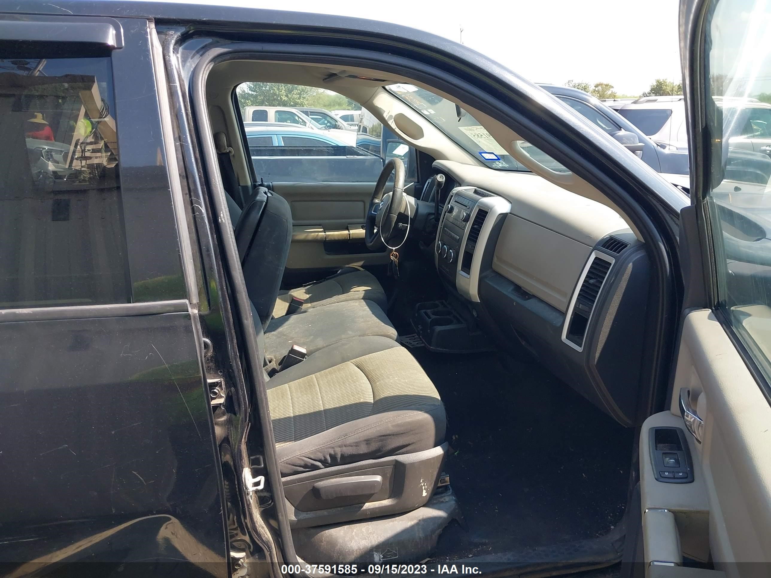 Photo 4 VIN: 1D3HB13P79S752556 - DODGE RAM 