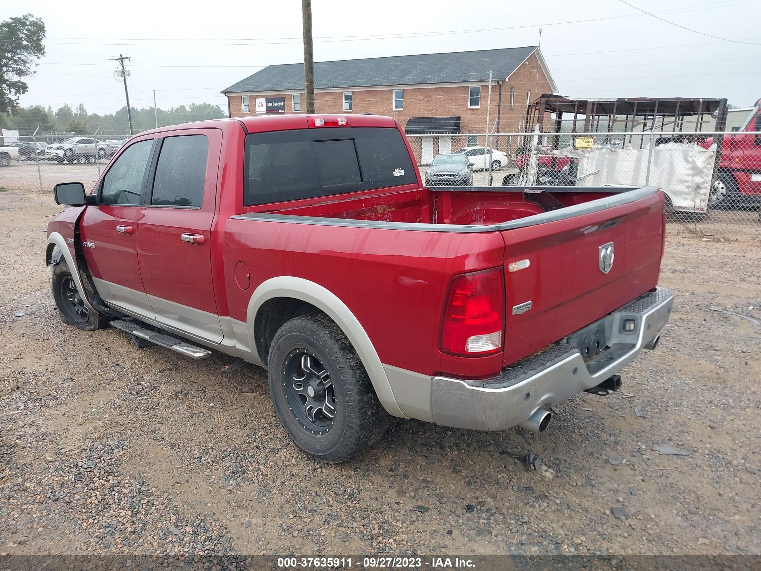 Photo 2 VIN: 1D3HB13T29S749559 - DODGE RAM 