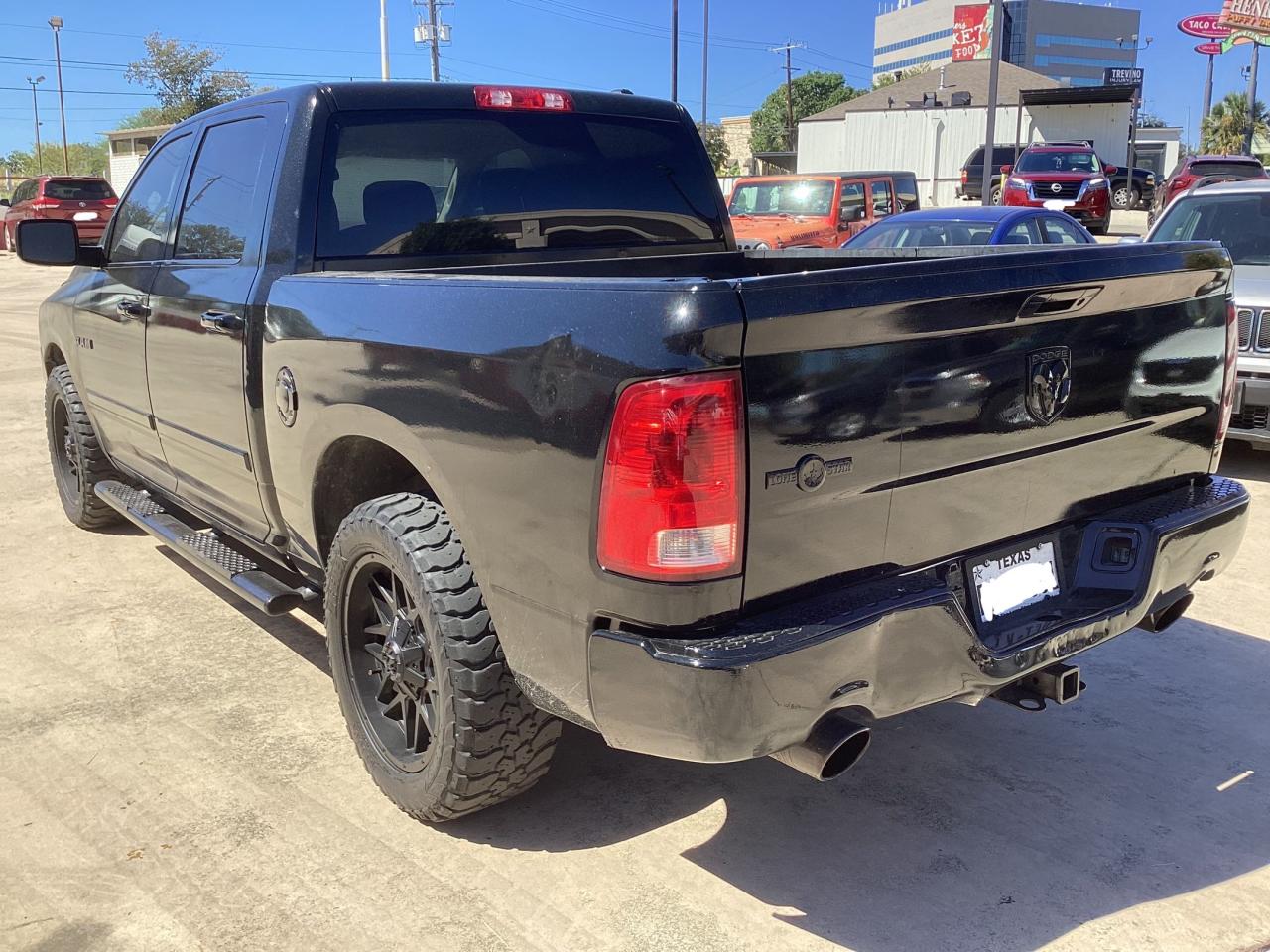 Photo 2 VIN: 1D3HB13T39S766922 - DODGE RAM 