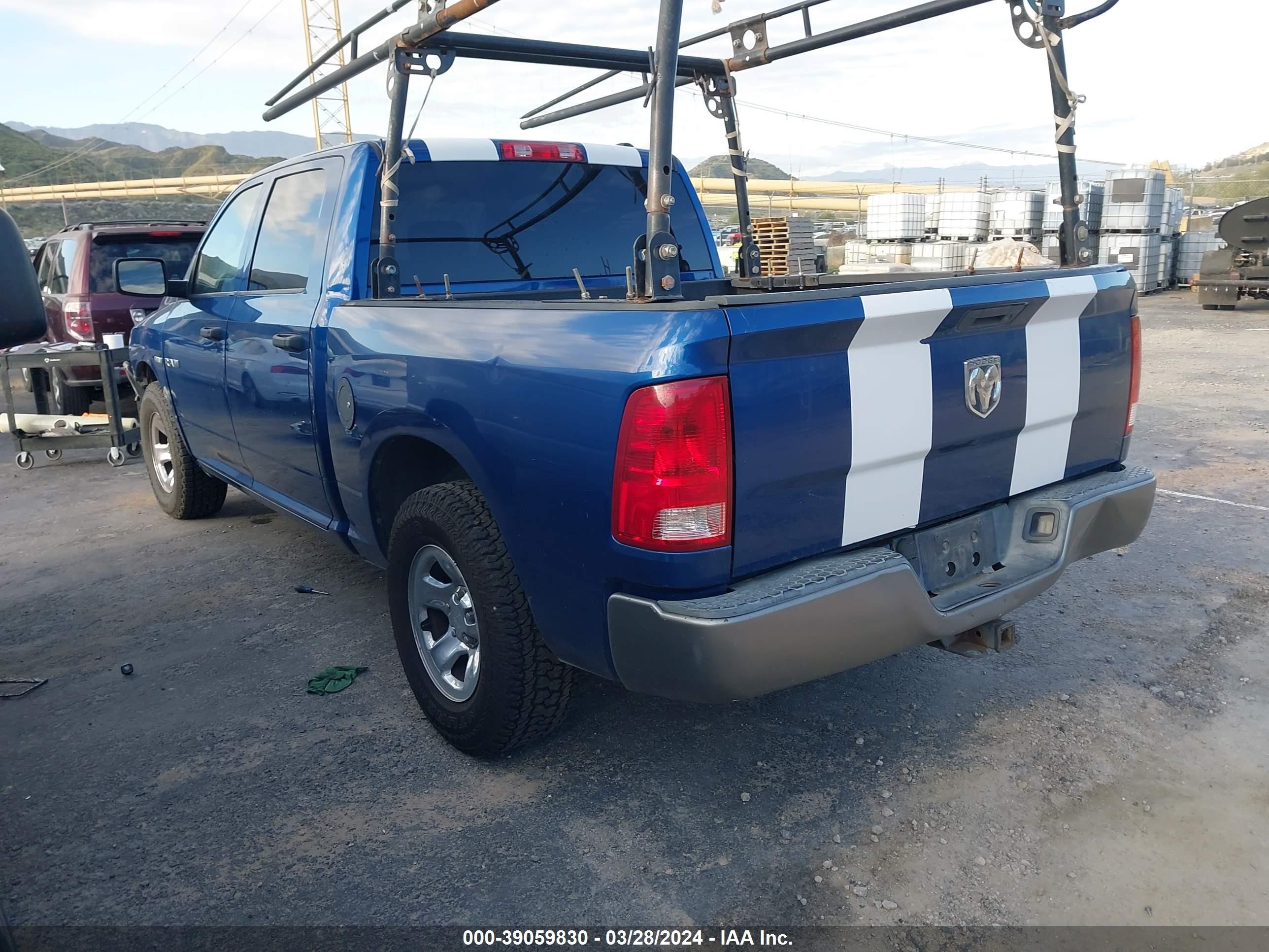 Photo 2 VIN: 1D3HB13T49S799766 - DODGE RAM 