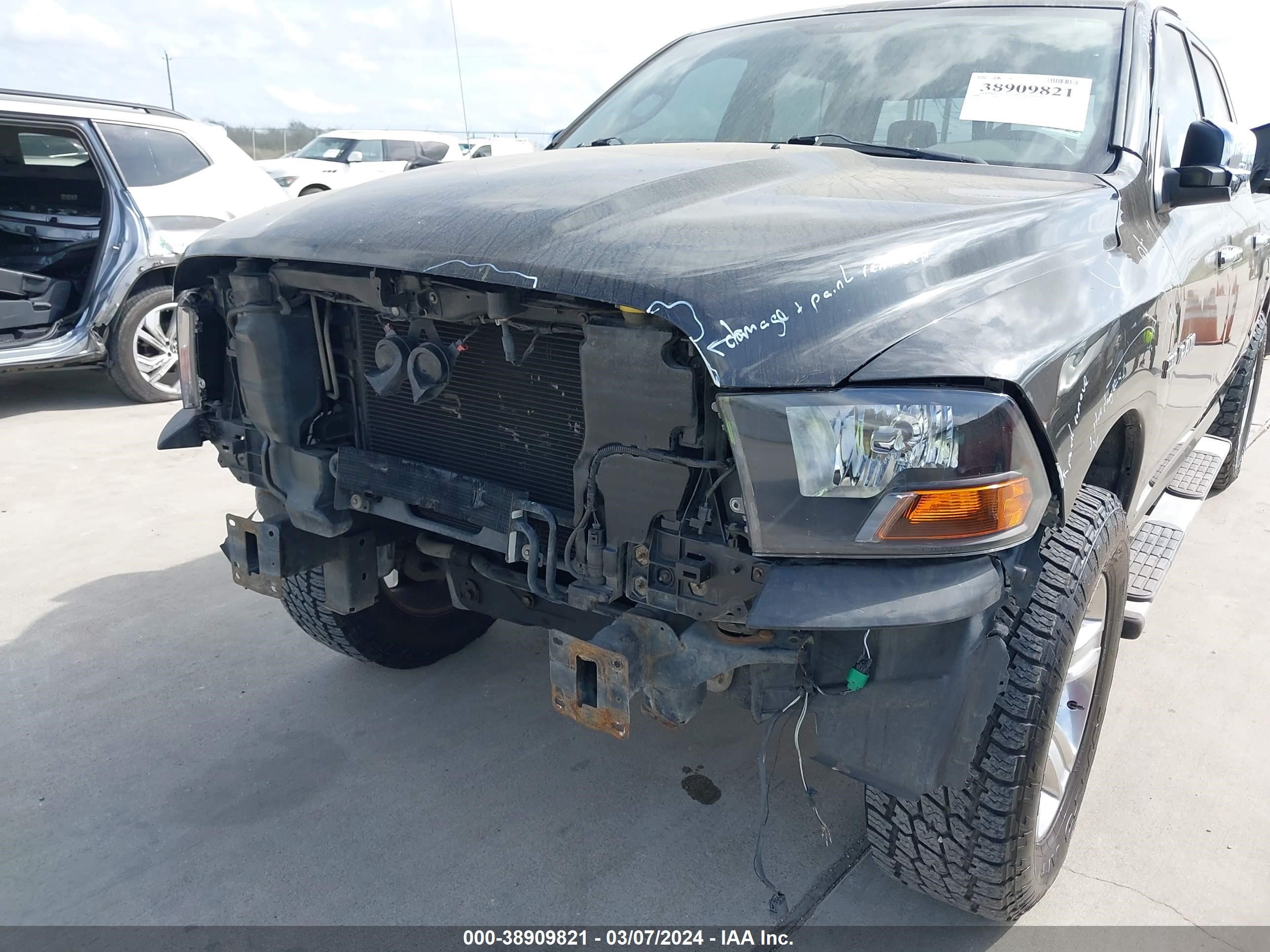 Photo 5 VIN: 1D3HB13T69S772388 - DODGE RAM 