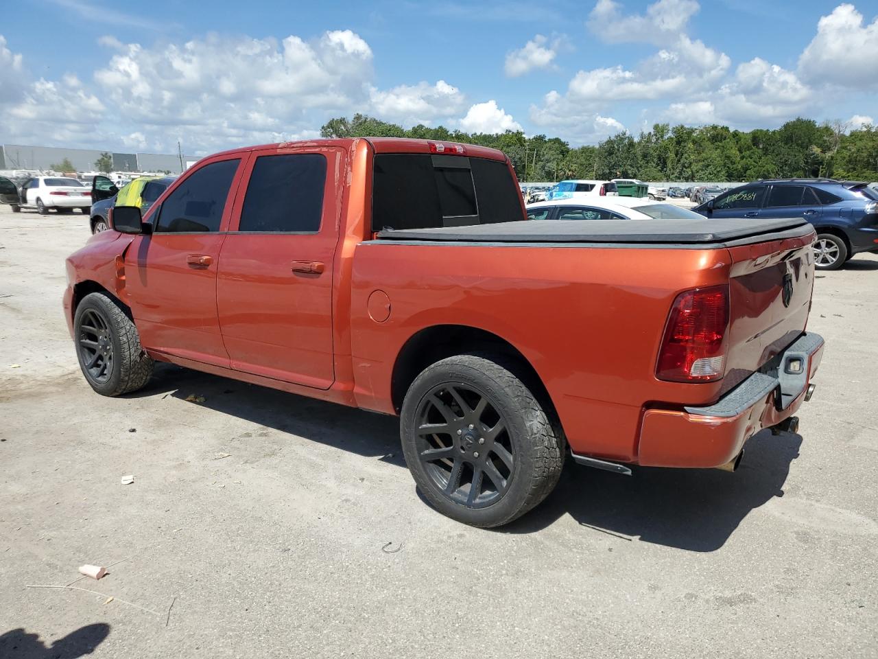 Photo 1 VIN: 1D3HB13T89S772019 - DODGE RAM 