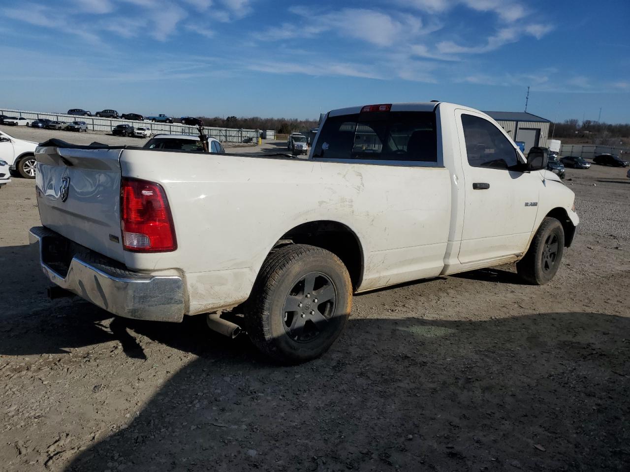 Photo 2 VIN: 1D3HB16P89J503684 - DODGE RAM 