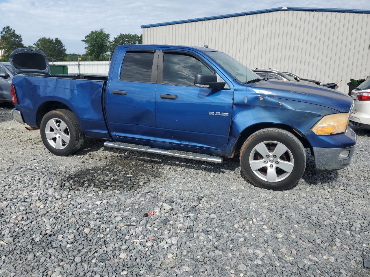 Photo 3 VIN: 1D3HB18P79S745762 - DODGE RAM 