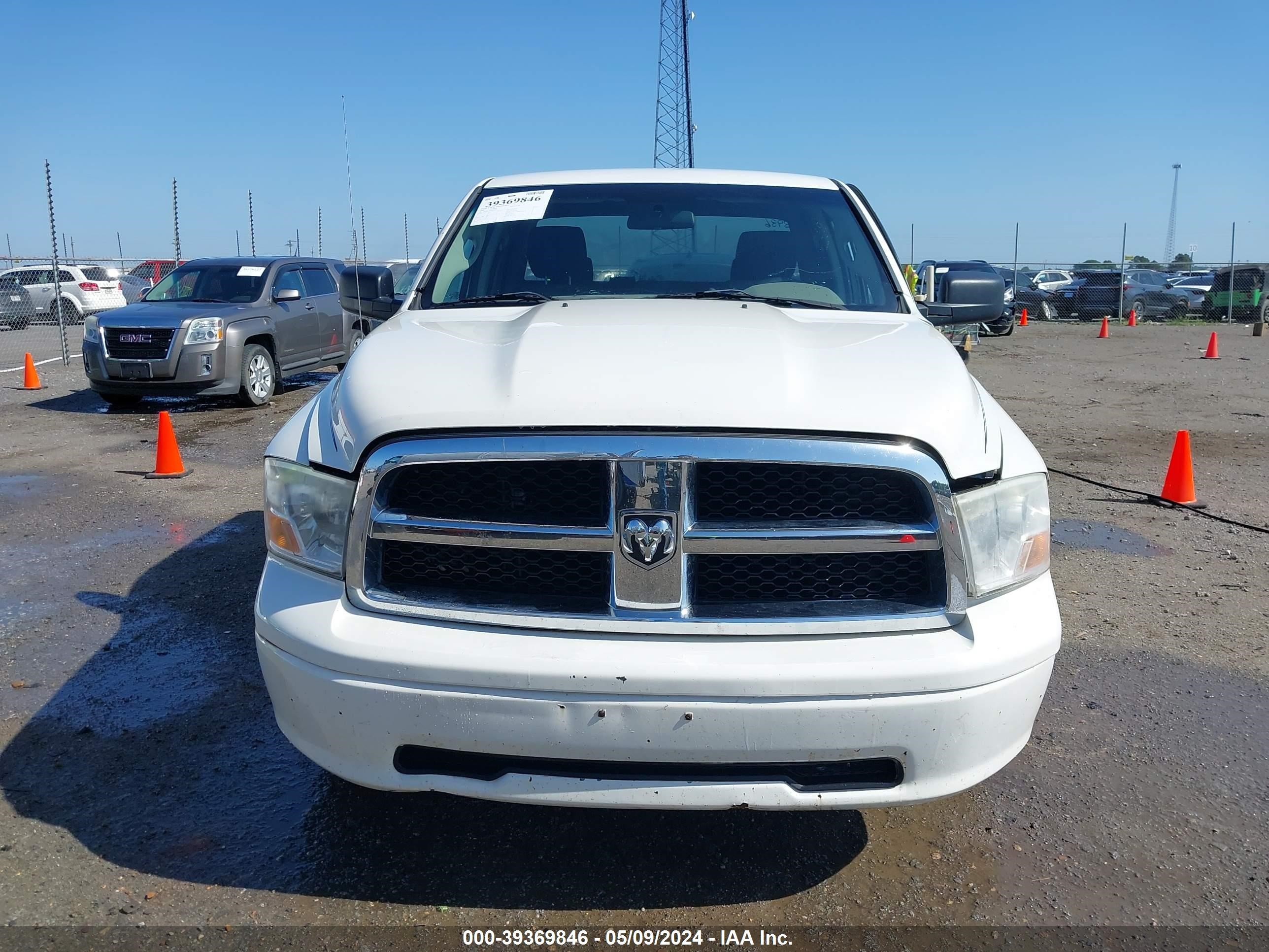 Photo 11 VIN: 1D3HB18P89S791827 - DODGE RAM 