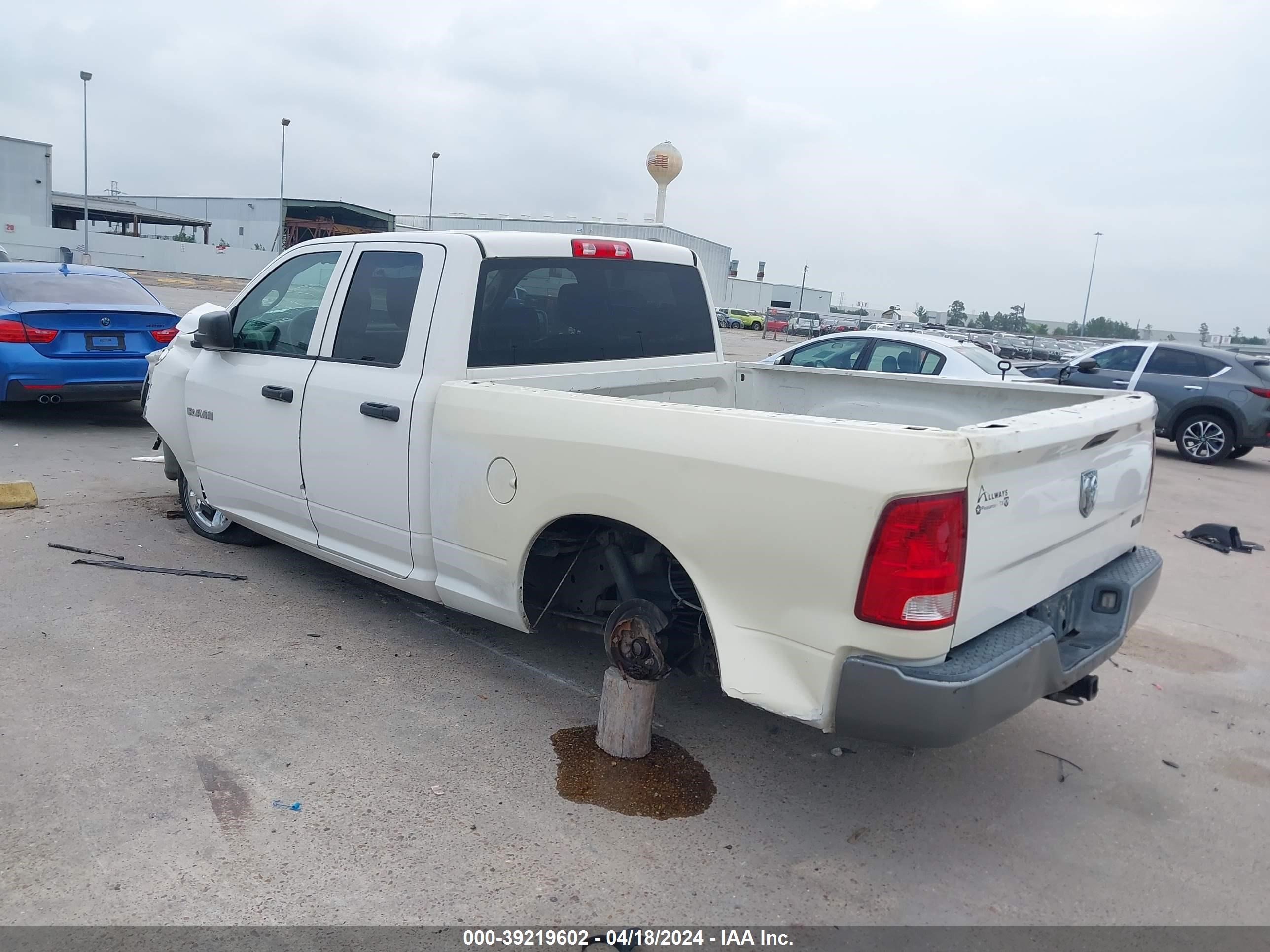 Photo 2 VIN: 1D3HB18P99S793490 - DODGE RAM 