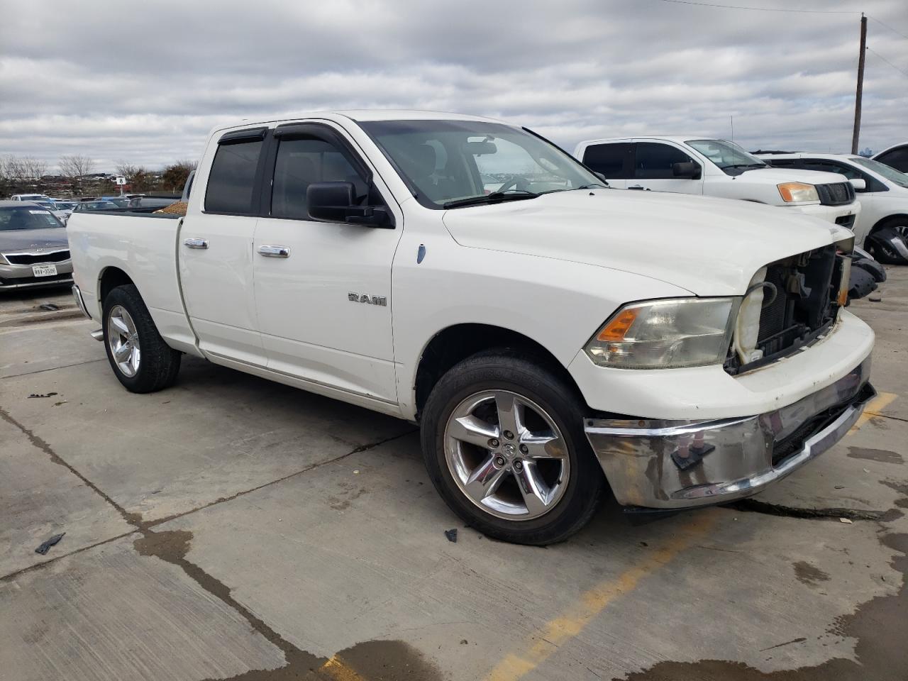 Photo 3 VIN: 1D3HB18PX9S782742 - DODGE RAM 