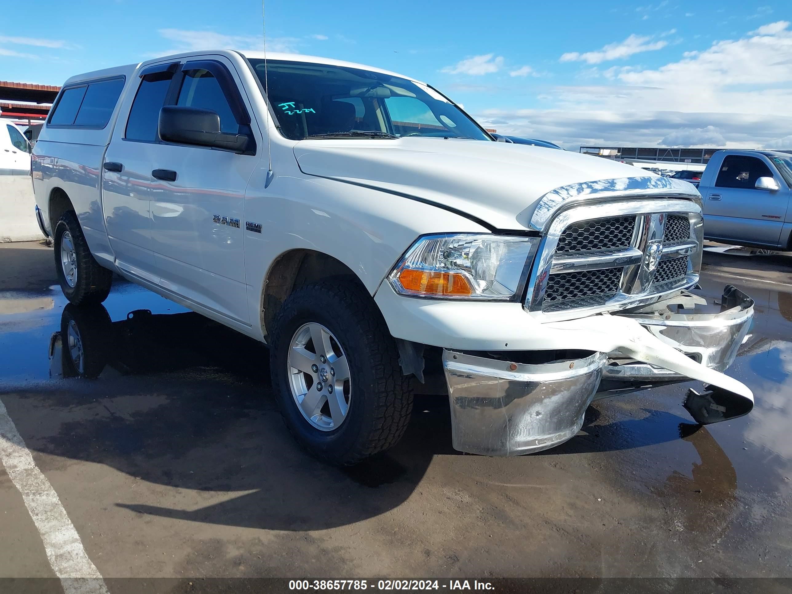 Photo 0 VIN: 1D3HB18T69S733972 - DODGE RAM 