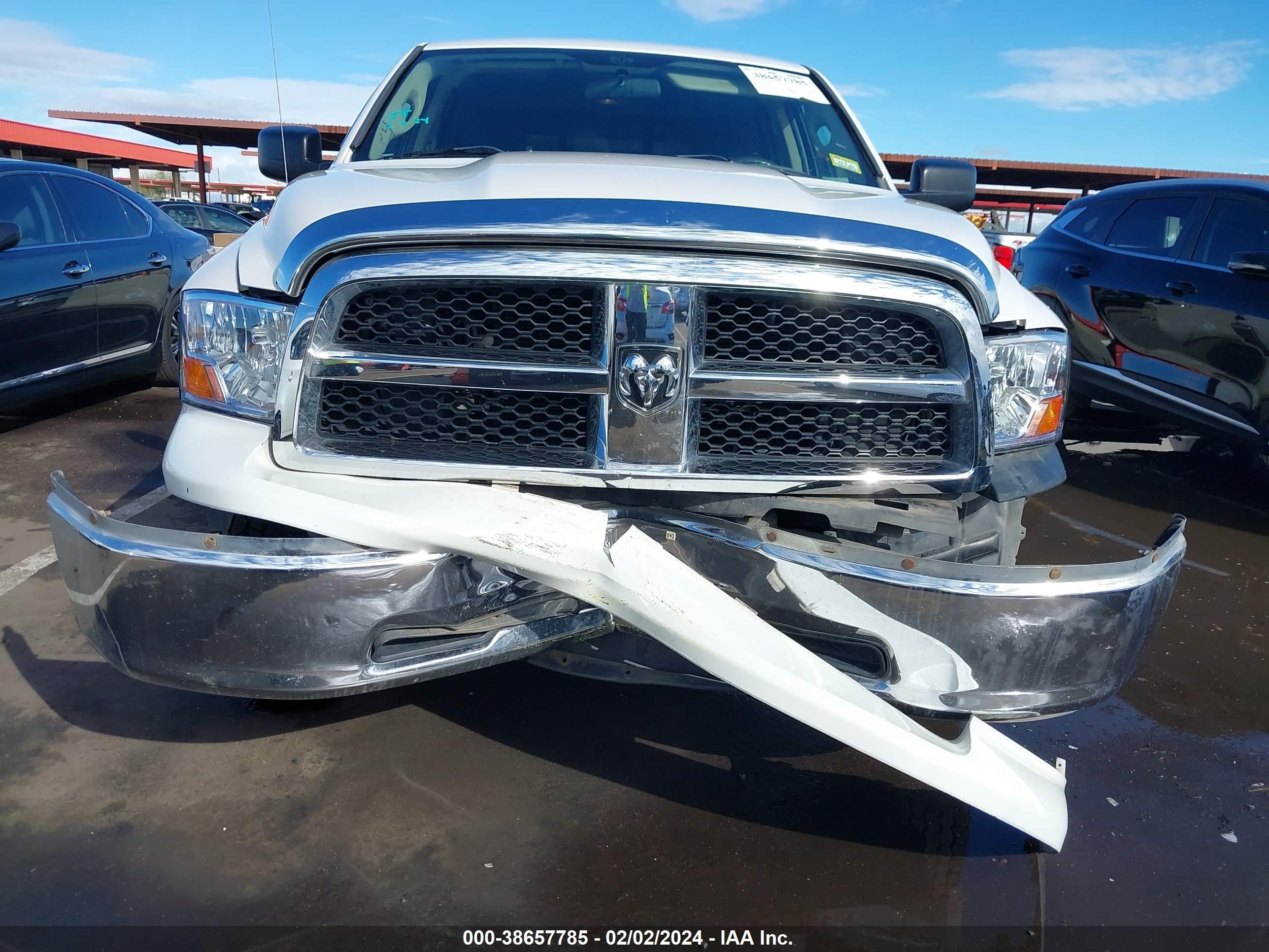 Photo 5 VIN: 1D3HB18T69S733972 - DODGE RAM 