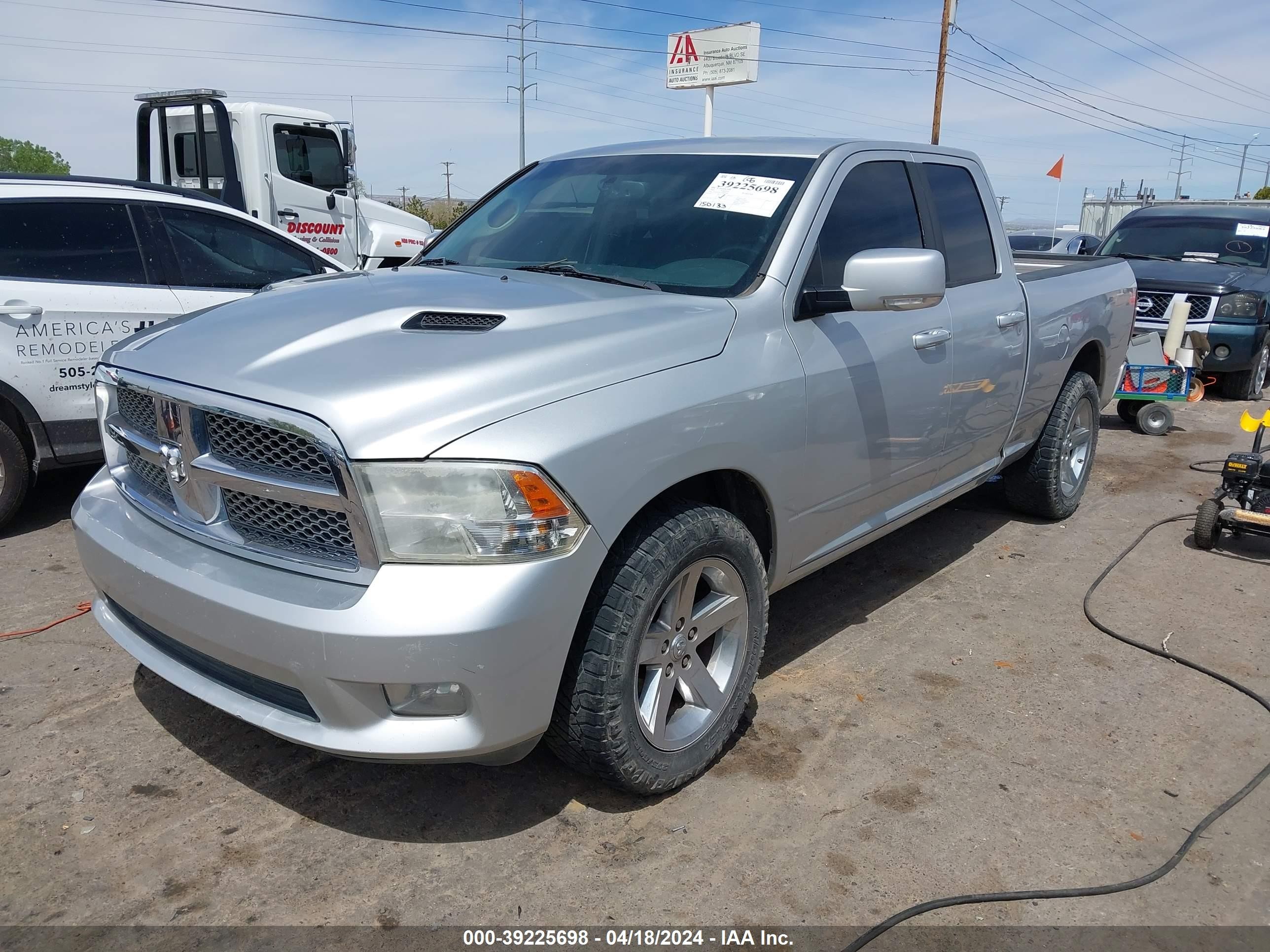 Photo 1 VIN: 1D3HB18T99S809989 - DODGE RAM 