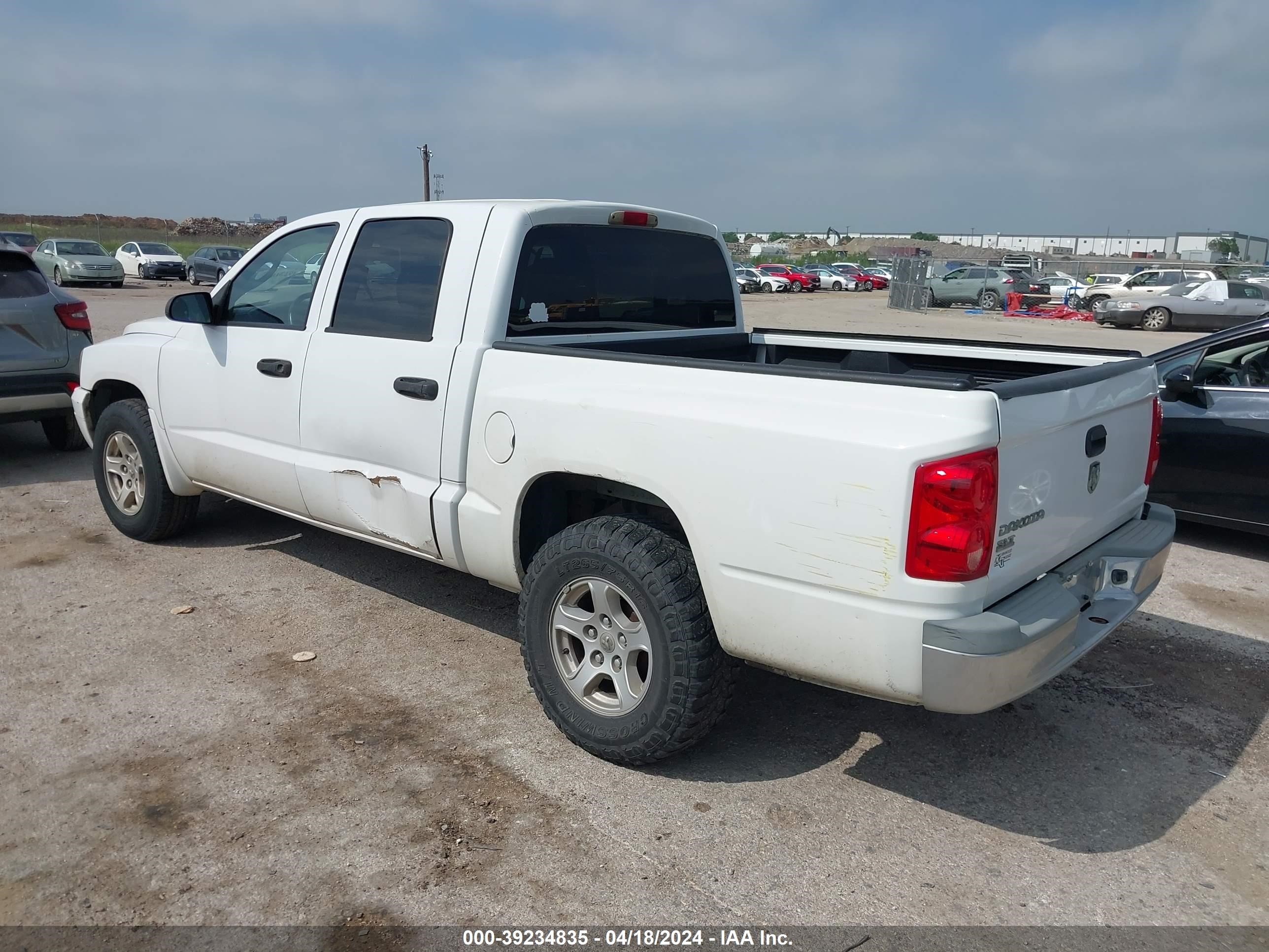 Photo 2 VIN: 1D3HE48K96S656798 - DODGE DAKOTA 