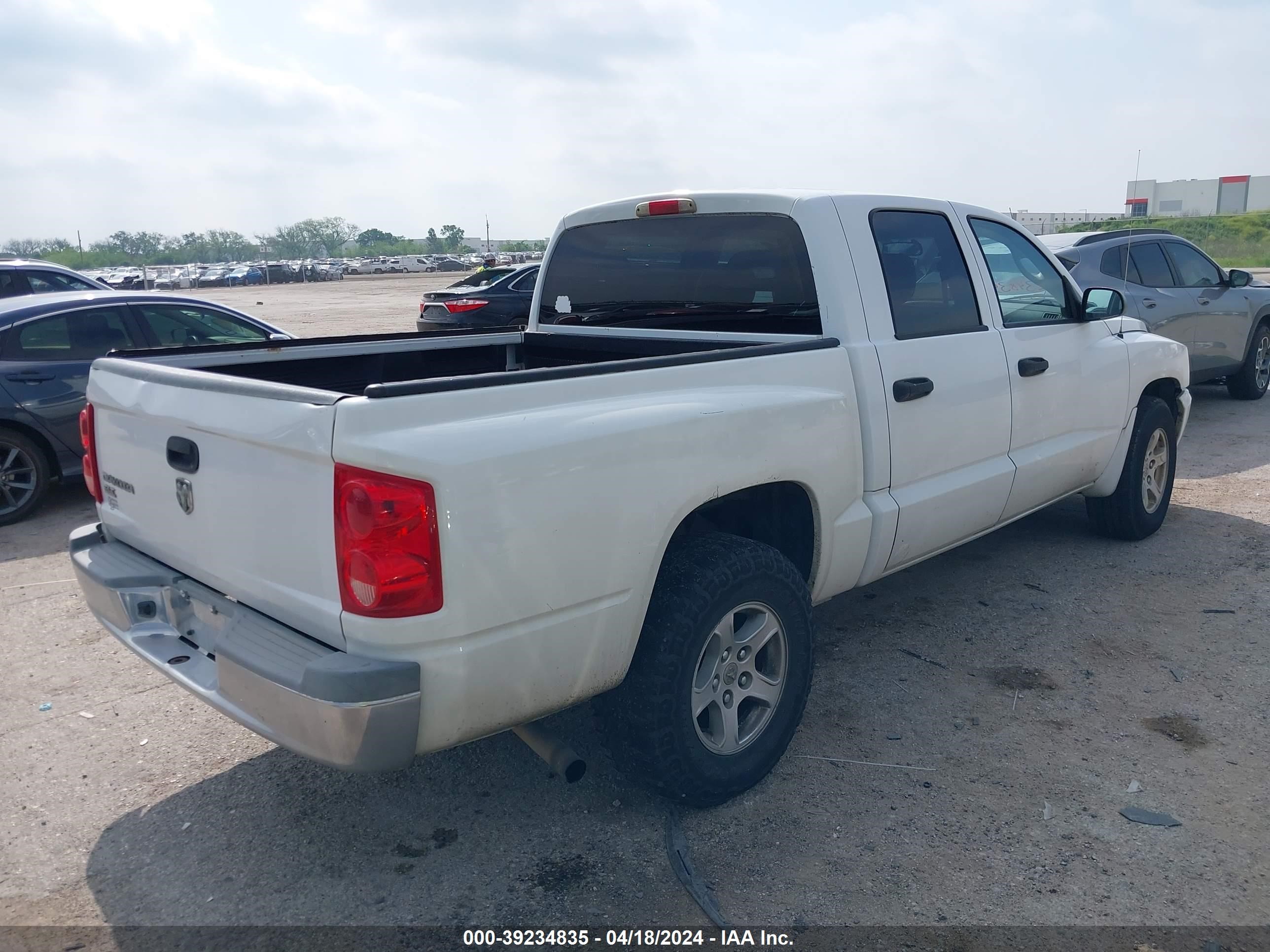 Photo 3 VIN: 1D3HE48K96S656798 - DODGE DAKOTA 