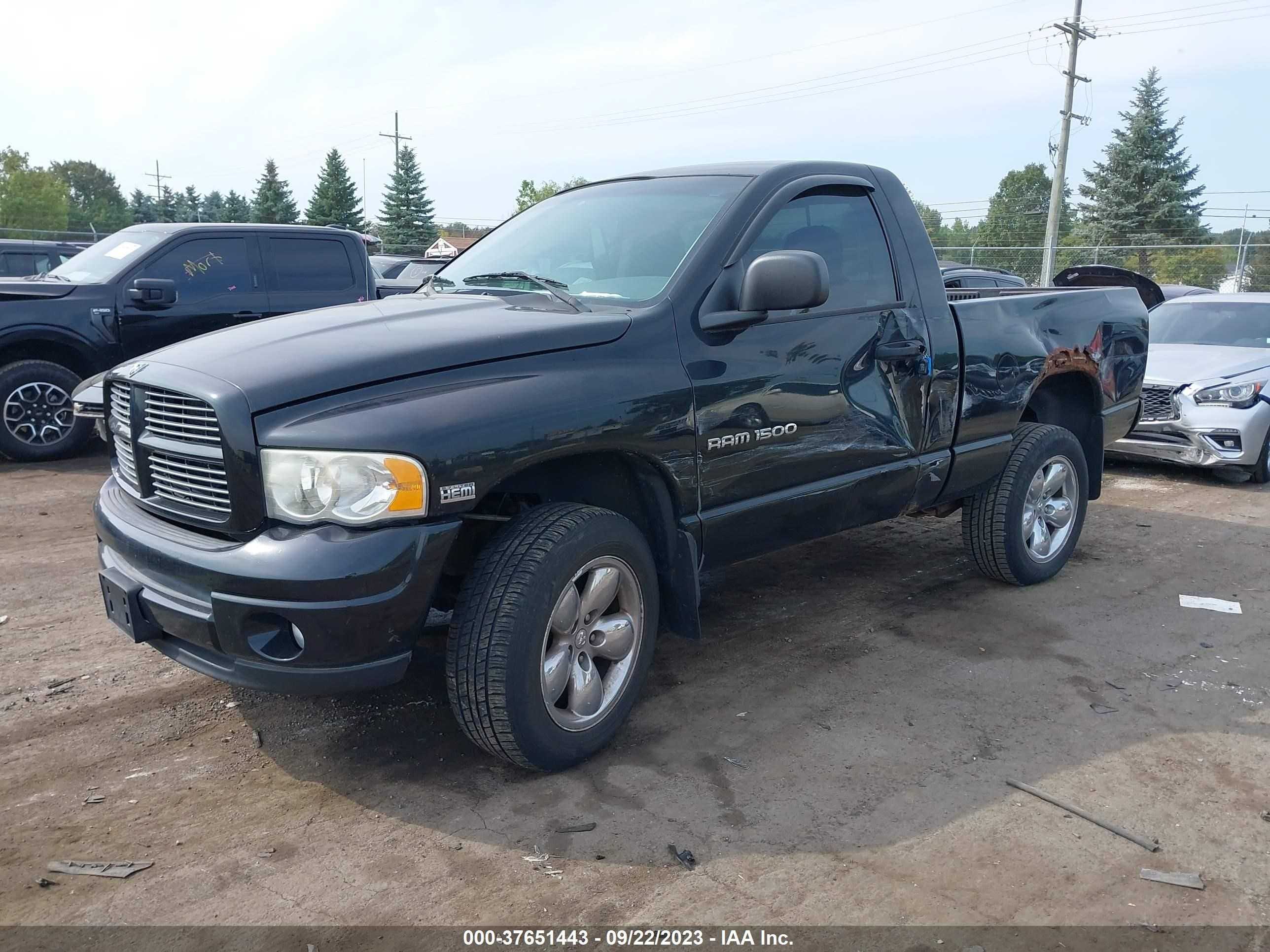 Photo 1 VIN: 1D3HU16DX3J648815 - DODGE RAM 