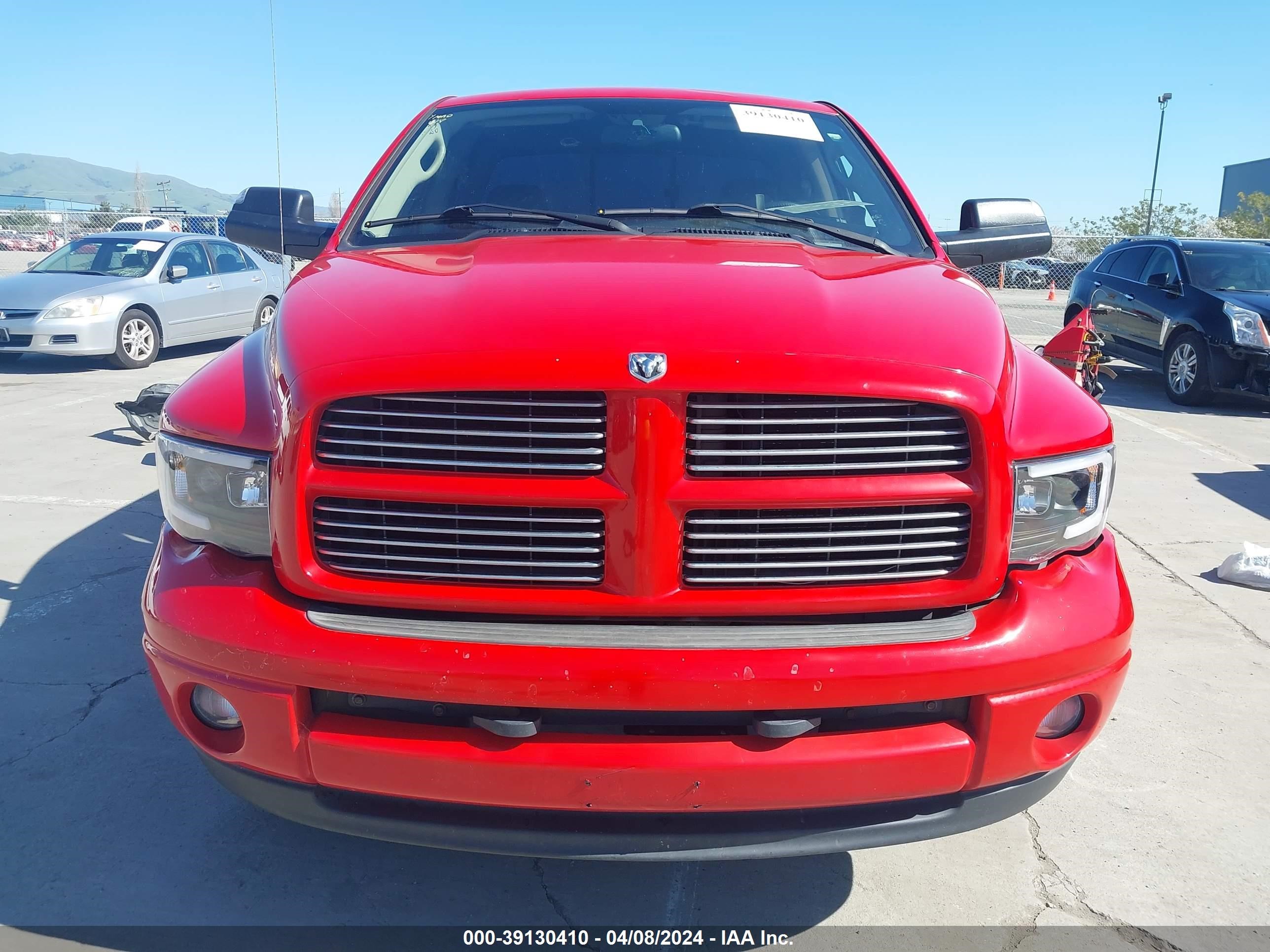 Photo 12 VIN: 1D3HU18D83J656814 - DODGE RAM 