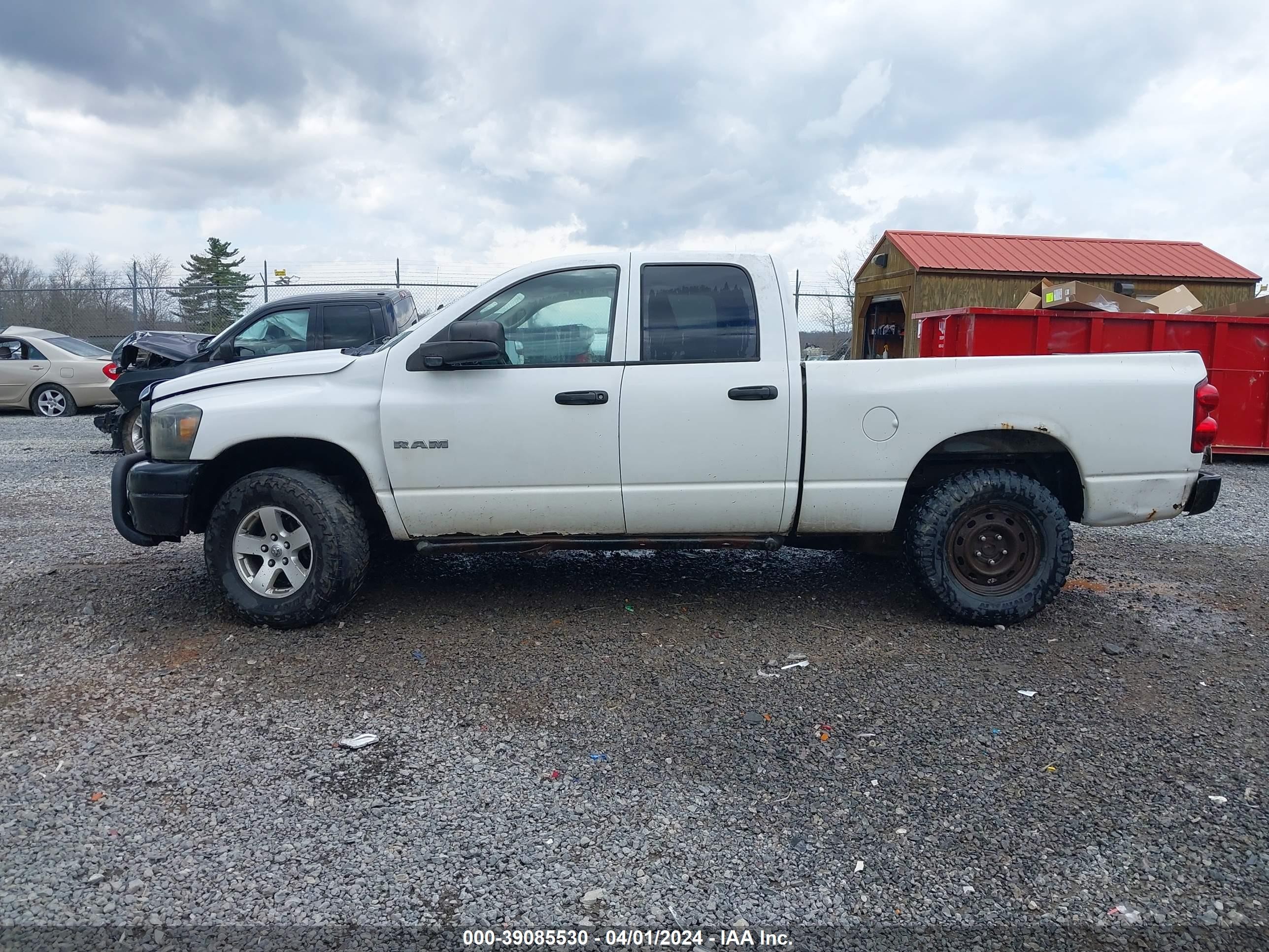 Photo 14 VIN: 1D3HU18N08J178937 - DODGE RAM 