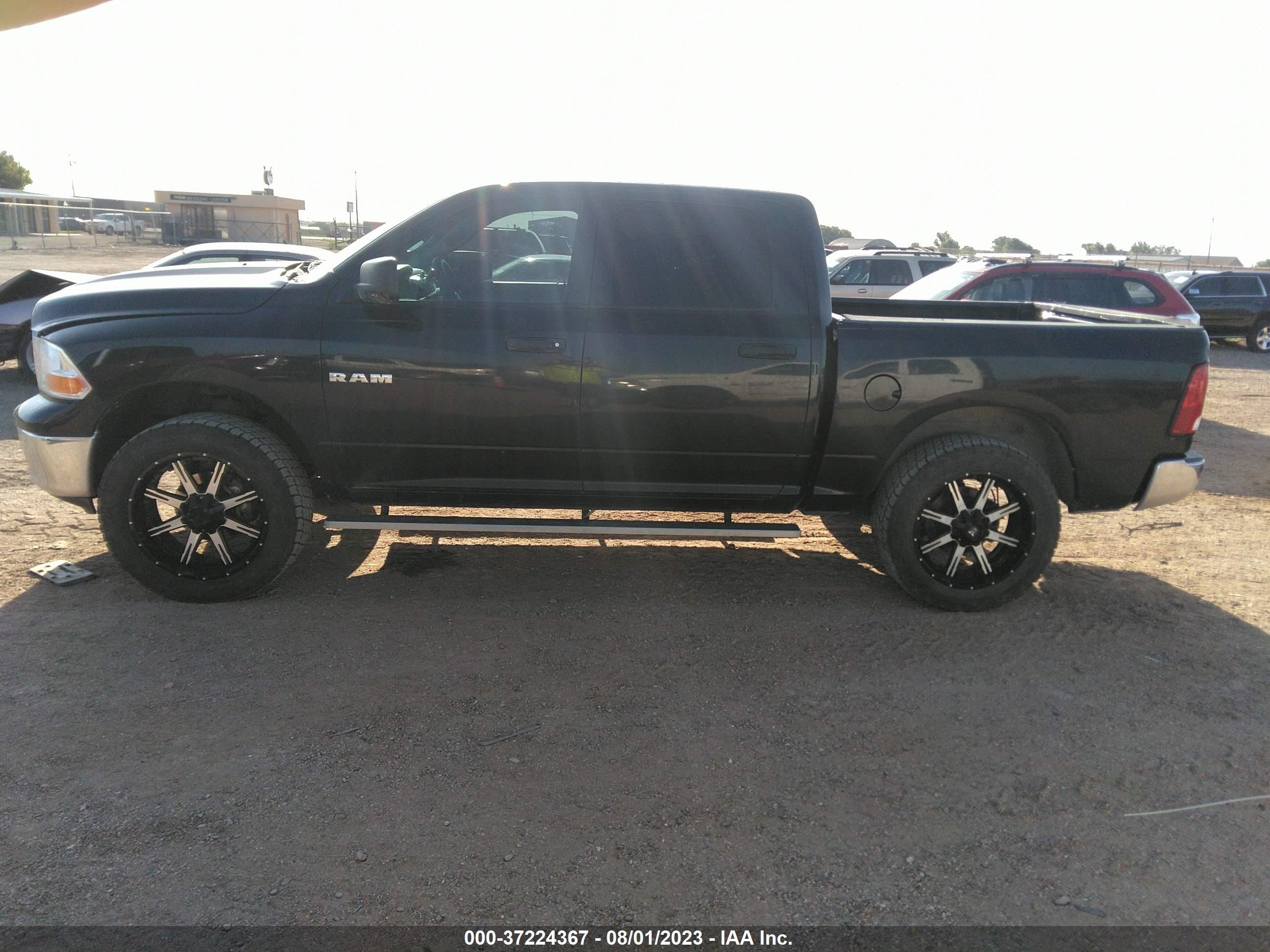 Photo 13 VIN: 1D3HV13P29S741603 - DODGE RAM 