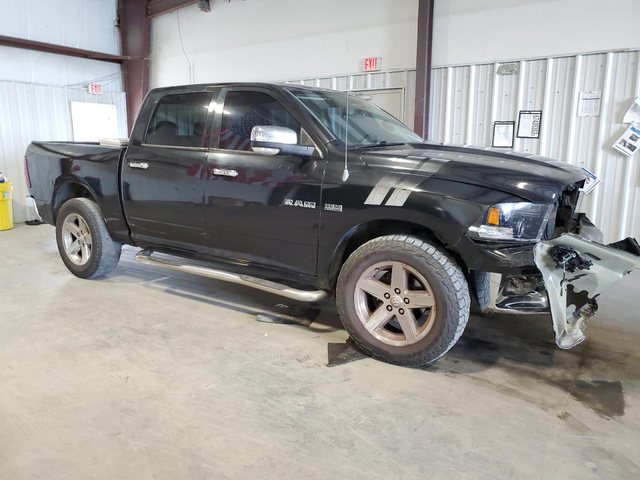 Photo 3 VIN: 1D3HV13T39S742014 - DODGE RAM 