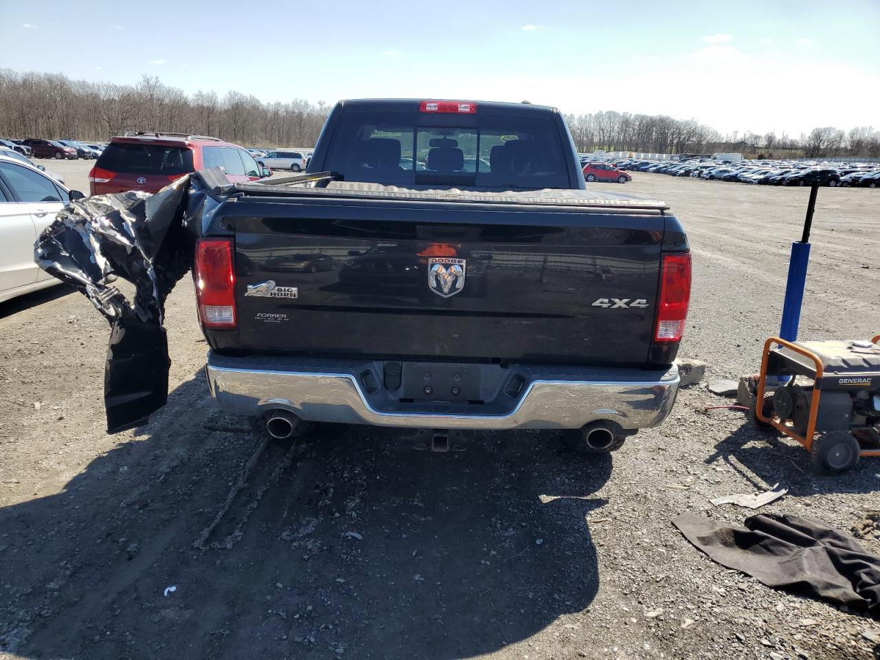 Photo 5 VIN: 1D3HV13T59S711458 - DODGE RAM 