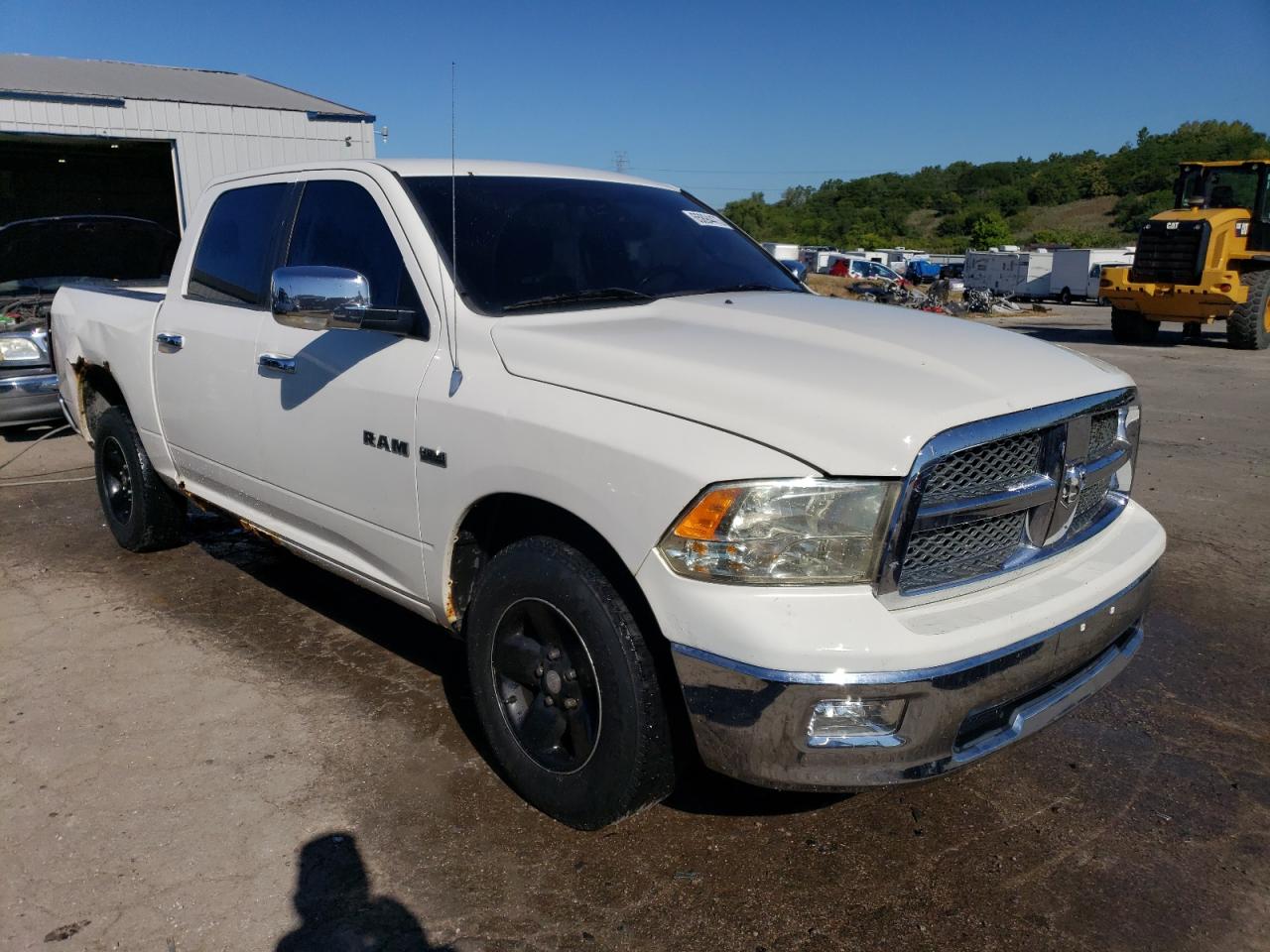 Photo 3 VIN: 1D3HV13T69S711808 - DODGE RAM 