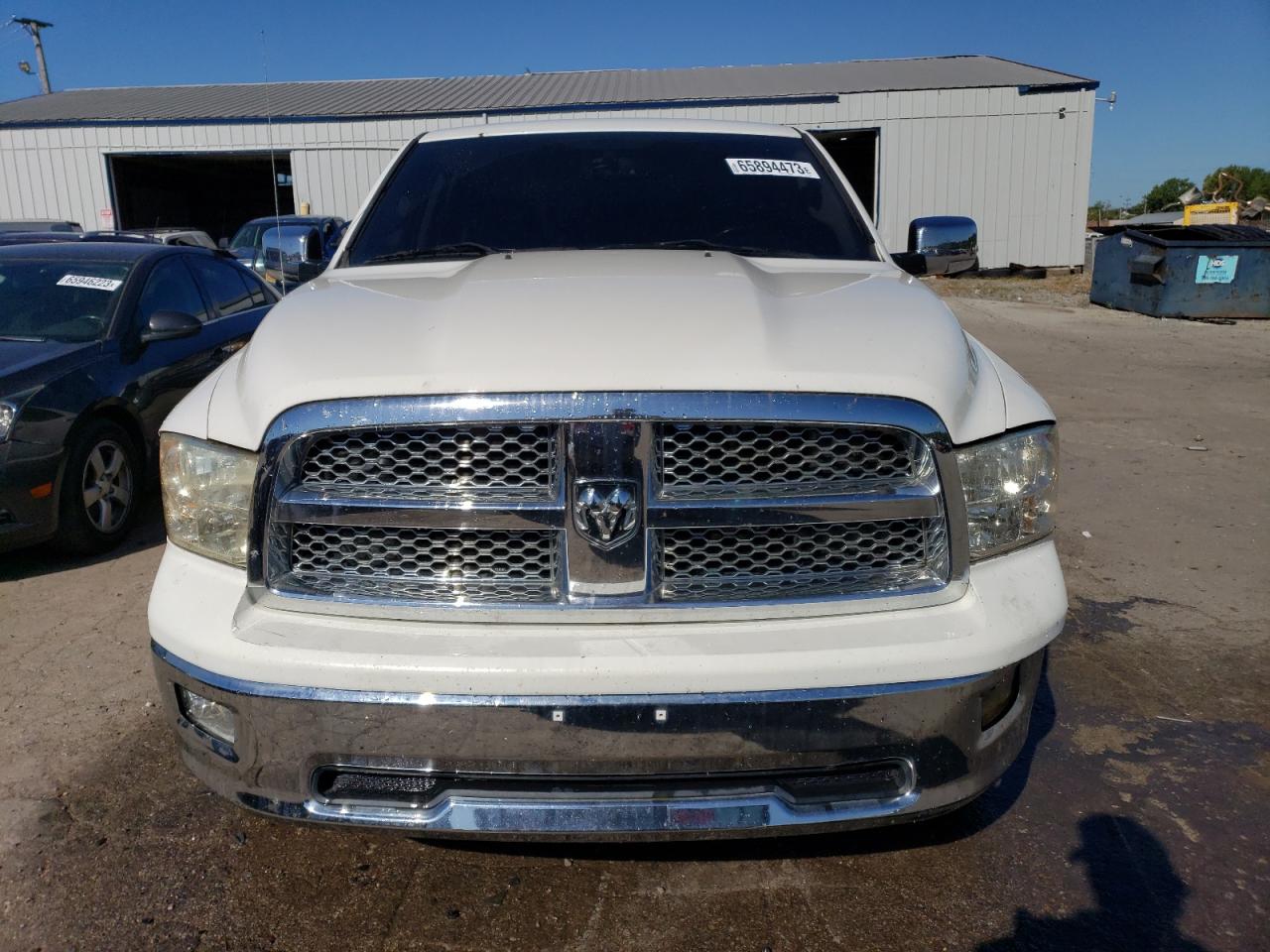 Photo 4 VIN: 1D3HV13T69S711808 - DODGE RAM 