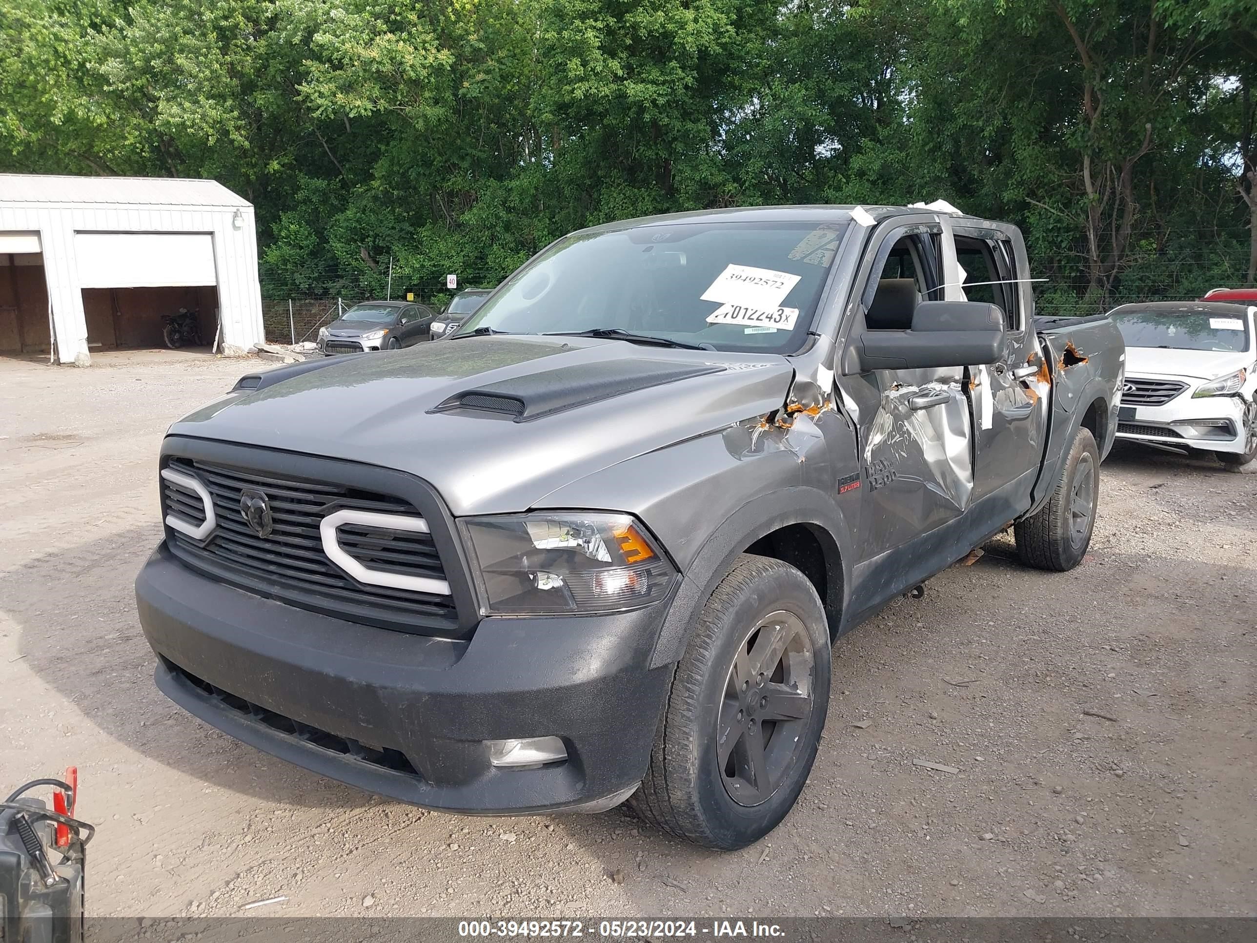 Photo 1 VIN: 1D3HV13T69S788274 - DODGE RAM 