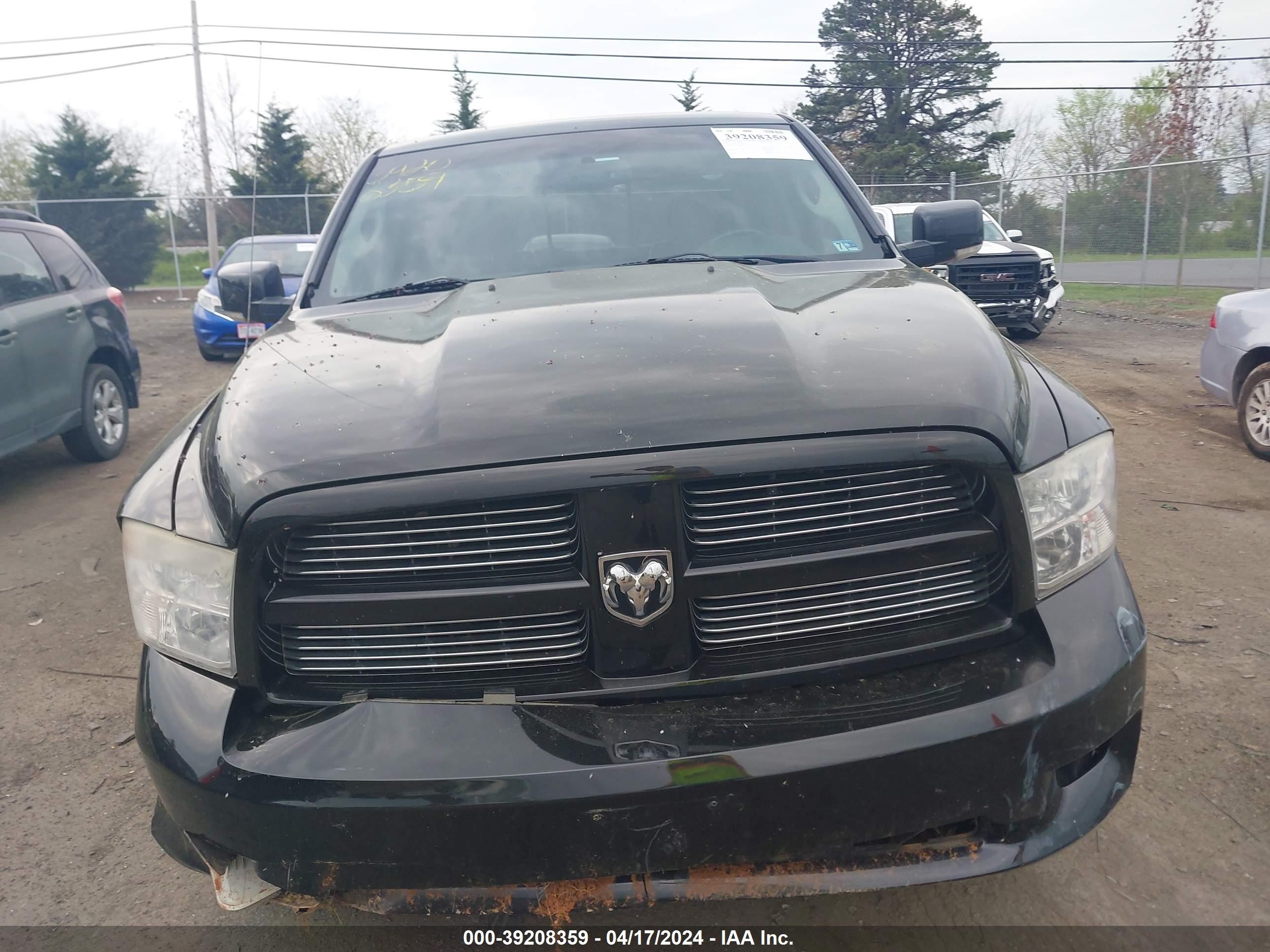 Photo 11 VIN: 1D3HV13T79S767482 - DODGE RAM 