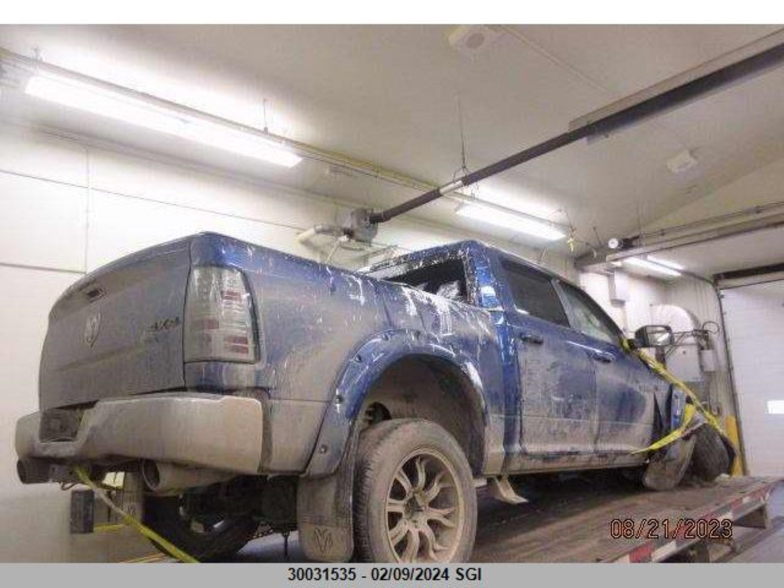 Photo 4 VIN: 1D3HV13T89S733292 - DODGE RAM 