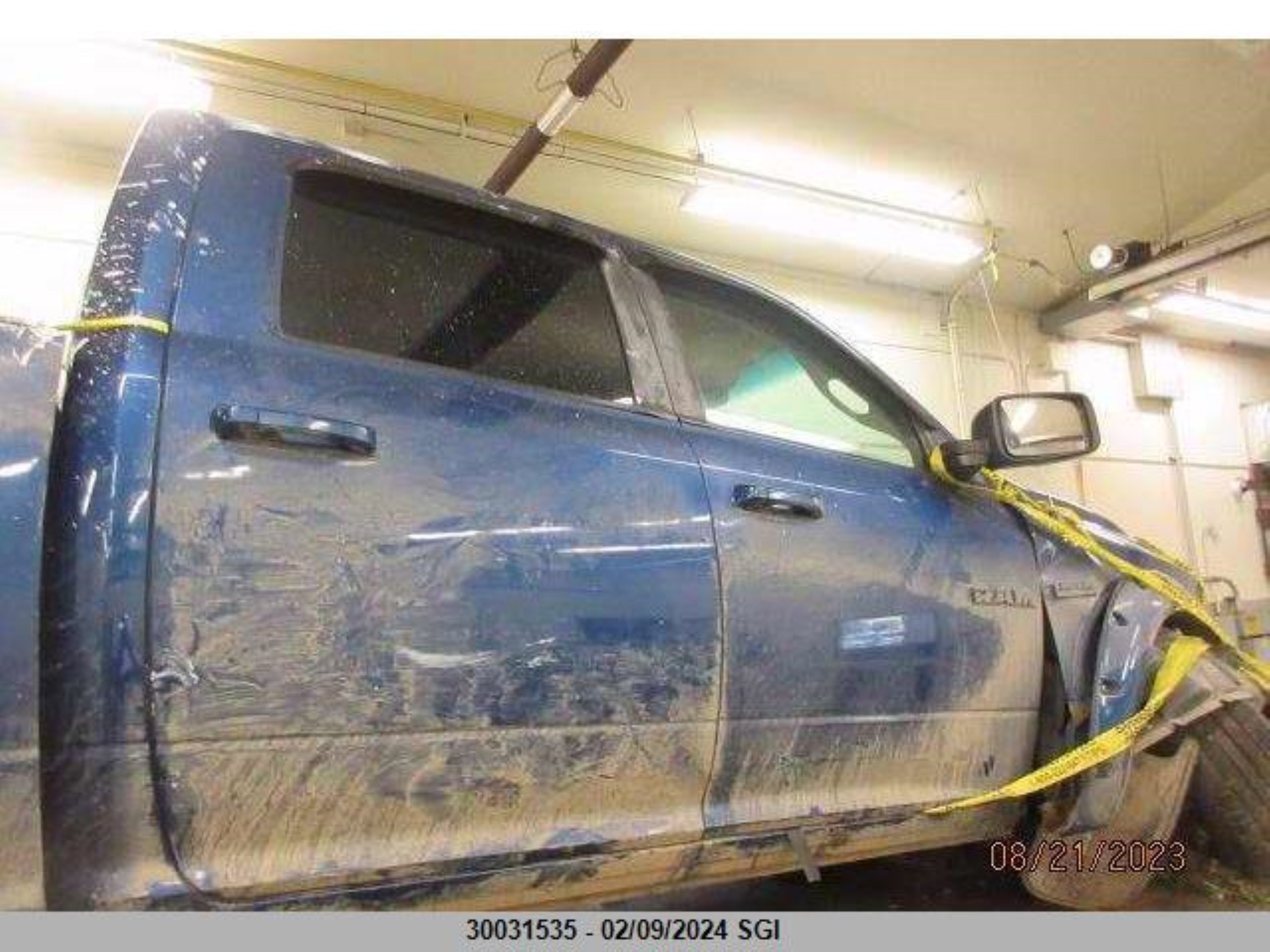 Photo 6 VIN: 1D3HV13T89S733292 - DODGE RAM 